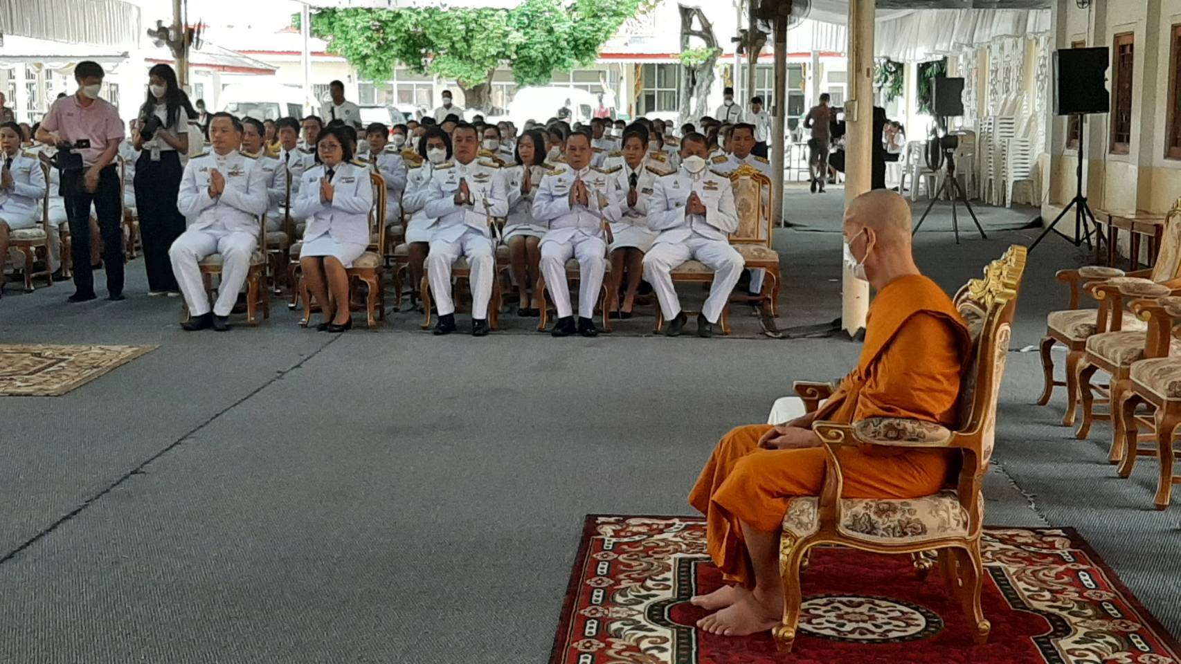 ?พัฒนาการจังหวัดมหาสารคาม ร่วมพิธีเจริญพระพุทธมนต์เฉลิมพระเกียรติสมเด็จพระเจ้าน้องนางเธอ เจ้าฟ้าจุฬาภรณวลัยลักษณ์ อัครราชกุมารี กรมพระศรีสวางควัฒน วรขัตติยราชนารี เนื่องในโอกาสวันคล้ายวันประสูติ ๔ กรกฎาคม?