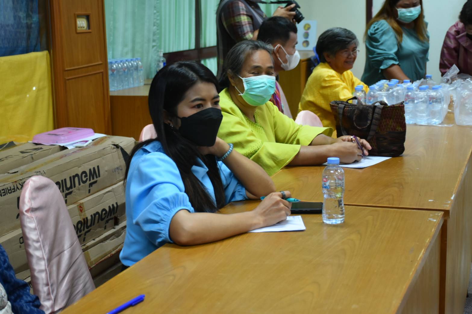 ?พช.มหาสารคาม จัดประชุมผู้ประกอบการ OTOP เตรียมเข้าร่วมงานศิลปาชีพประทีปไทย OTOP ก้าวไกลด้วยพระบารมี ปี พ.ศ. 2566 ?