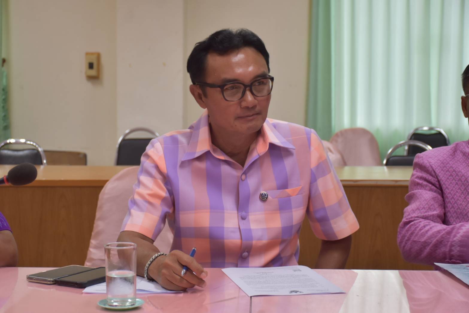 ? พช.มหาสารคาม ประชุมเตรียมการจัดกิจกรรมปลูกต้นไม้เฉลิมพระเกียรติสมเด็จพระนางเจ้าสิริกิติ์ พระบรมราชินีนาถ พระบรมราชชนนีพันปีหลวง เนื่องในโอกาสมหามงคลเฉลิมพระชนพรรษา 91 พรรษา 12 สิงหาคม 2566 และเฉลิมพระเกียรติพระบาทสมเด็จพระเจ้าอยู่หัว เนื่องในโอกาสวันเฉลิมพระชนมพรรษา 28 กรกฎาคม 2566 และประชุมมอบนโยบายในการปฏิบัติราชการในพื้นที่ ?