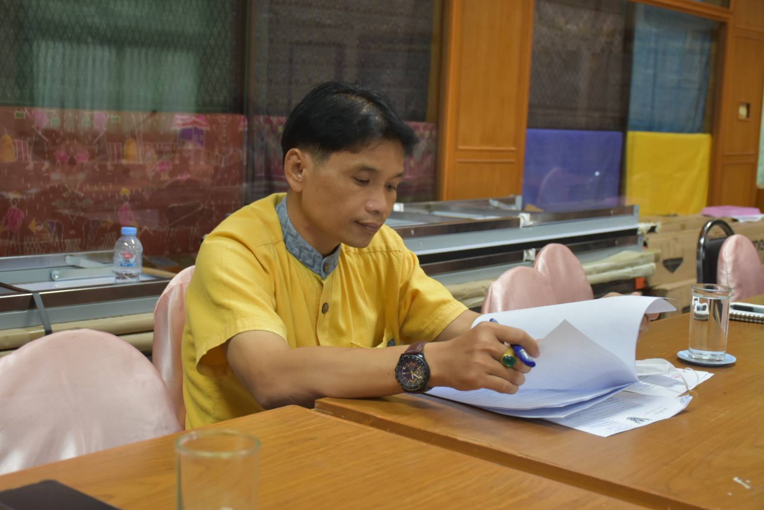 ? พช.มหาสารคาม ประชุมเตรียมการจัดกิจกรรมปลูกต้นไม้เฉลิมพระเกียรติสมเด็จพระนางเจ้าสิริกิติ์ พระบรมราชินีนาถ พระบรมราชชนนีพันปีหลวง เนื่องในโอกาสมหามงคลเฉลิมพระชนพรรษา 91 พรรษา 12 สิงหาคม 2566 และเฉลิมพระเกียรติพระบาทสมเด็จพระเจ้าอยู่หัว เนื่องในโอกาสวันเฉลิมพระชนมพรรษา 28 กรกฎาคม 2566 และประชุมมอบนโยบายในการปฏิบัติราชการในพื้นที่ ?