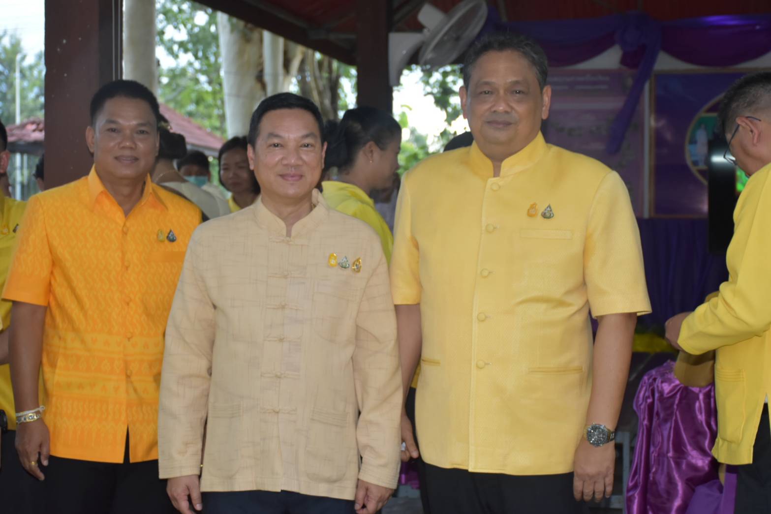 ?ปลัดมหาดไทยเปิดกิจกรรมปลูกต้นไม้เฉลิมพระเกียรติสมเด็จพระบรมราชชนนีพันปีหลวง เนื่องในโอกาสมหามงคลทรงเจริญพระชนมายุ 91 พรรษา และเฉลิมพระเกียรติพระบาทสมเด็จพระเจ้าอยู่หัว เนื่องในโอกาสทรงเจริญพระชนมายุ 71 พรรษา พร้อมมอบพันธุ์ไม้แก่ภาคีเครือข่ายชาวมหาสารคาม และชื่นชมชาวมหาสารคามเป็นต้นแบบของคนไทยในการสืบสานพระราชปณิธานเพื่อสร้างความยั่งยืนให้กับประเทศไทยและโลกใบเดียวนี้?