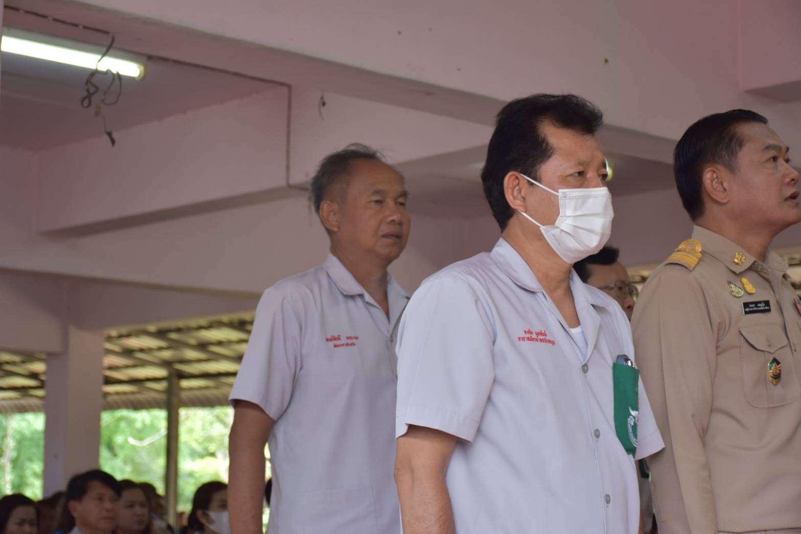 ?พช.มหาสารคาม ร่วมกิจกรรมโครงการปกป้องและเชิดชูสถาบันพระมหากษัตริย์ และหน่วยบำบัดทุกข์ บำรุงสุข สร้างรอยยิ้มให้ประชาชน (จังหวัดเคลื่อนที่) อำเภอชื่นชม จังหวัดมหาสารคาม ?