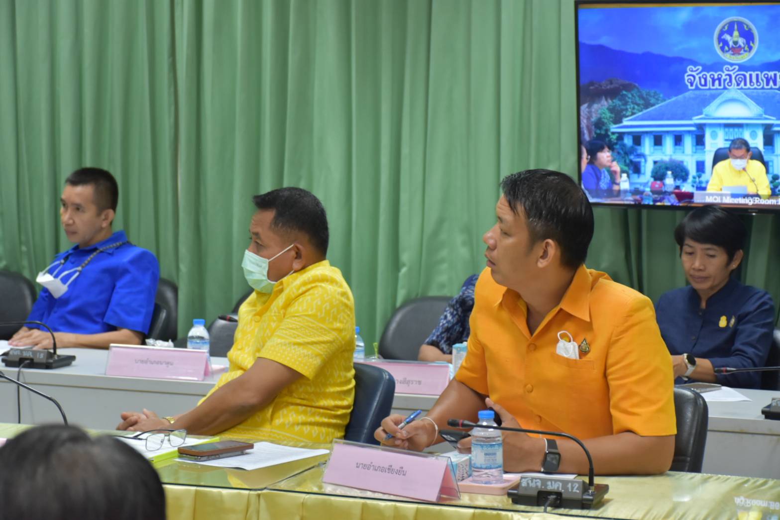 ? พช.มหาสารคาม เข้าร่วมการประชุมขับเคลื่อนและติดตามนโยบายของรัฐบาล และภารกิจสำคัญของกระทรวงมหาดไทย ประจำปีงบประมาณ พ.ศ. 2566 (เดือนกรกฎาคม 2566) ผ่านระบบวีดิทัศน์ทางไกล (VCS)  ?