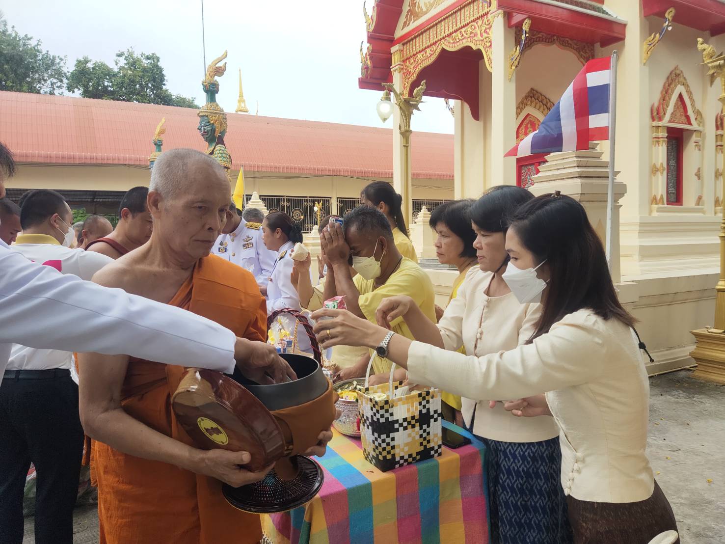 ?พช.มหาสารคาม ร่วมพิธีเฉลิมพระเกียรติพระบาทสมเด็จพระเจ้าอยู่หัว เนื่องในโอกาสวันเฉลิมพระชนมพรรษาพระบาทสมเด็จพระเจ้าอยู่หัว 28 กรกฎาคม 2566?