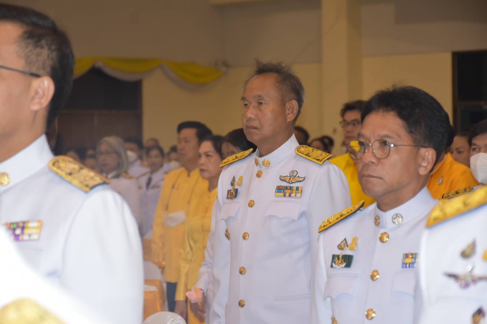 ?พช.มหาสารคาม ร่วมถวายเครื่องราชสักการะและจุดเทียนถวายพระพรชัยมงคล เฉลิมพระเกียรติพระบาทสมเด็จพระเจ้าอยู่หัว เนื่องในโอกาสมหามงคลวันเฉลิมพระชนมพรรษา (28 กรกฎาคม 2566)?