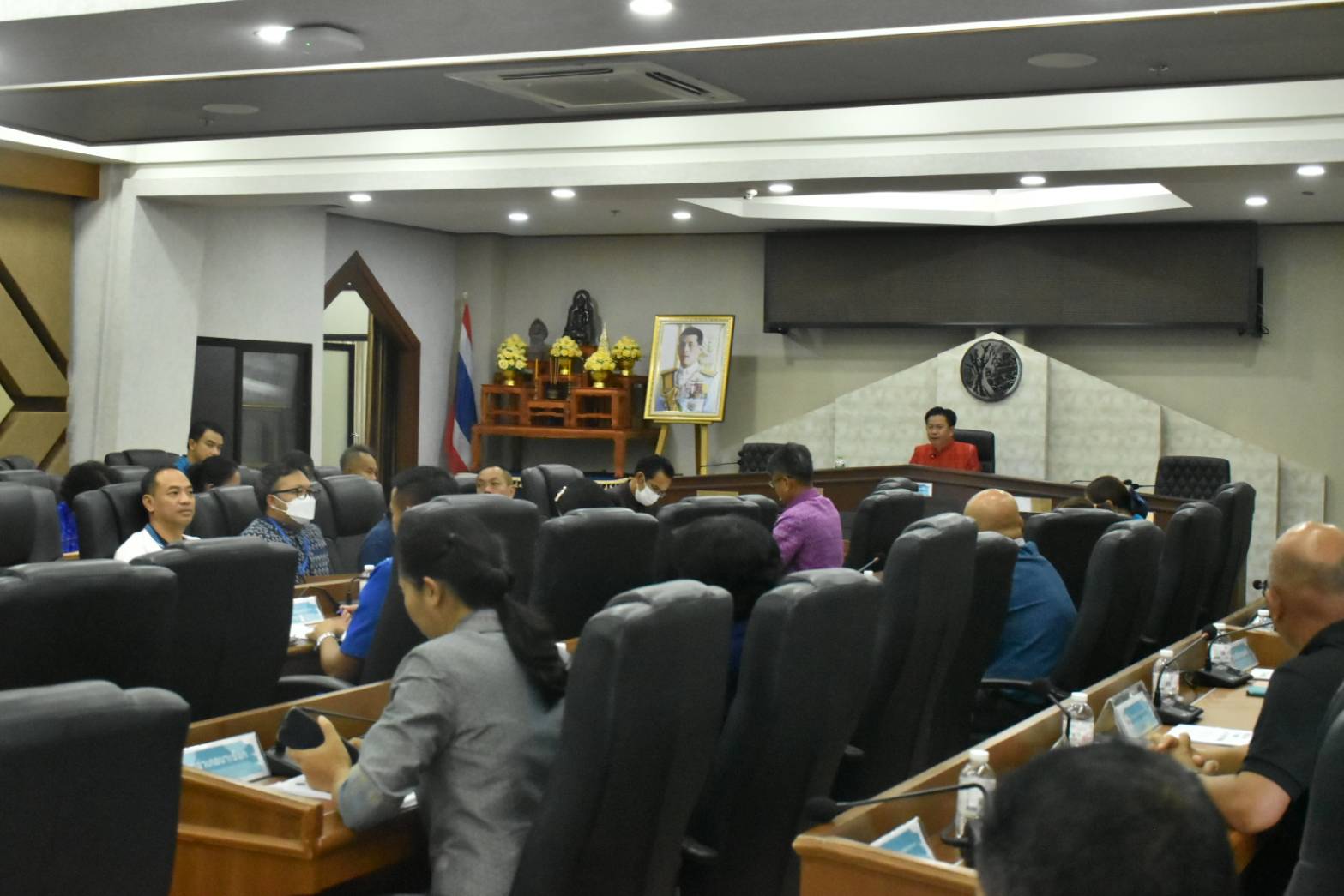 ?ผู้ว่าราชการจังหวัดมหาสารคาม ประชุมคณะกรรมการบริหารศูนย์อำนวยการขจัดความยากจนและพัฒนาคนทุกช่วงวัยอย่างยั่งยืนตามหลักปรัชญาของเศรษฐกิจพอเพียงจังหวัดมหาสารคาม (คจพ.จ) ครั้งที่ 2/2566?