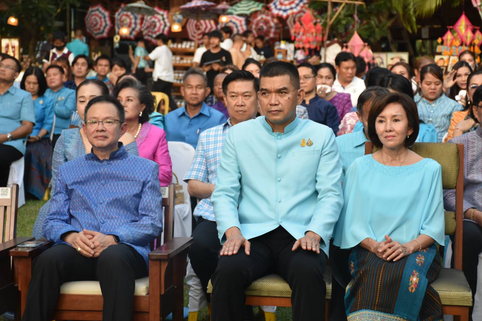 ?พช.มหาสารคาม นำกลุ่มสินค้า OTOP ร่วมงานภูษาศิลป์จากท้องถิ่นสู่สากล “มหาไหมเมืองคาม” เนื่องในโอกาสมหามงคลเฉลิมพระชนมพรรษา 91 พรรษา สมเด็จพระนางเจ้าสิริกิติ์ พระบรมราชินีนารถ พระบรมราชชนนีพันปีหลวง 12 สิงหาคม 2566,?