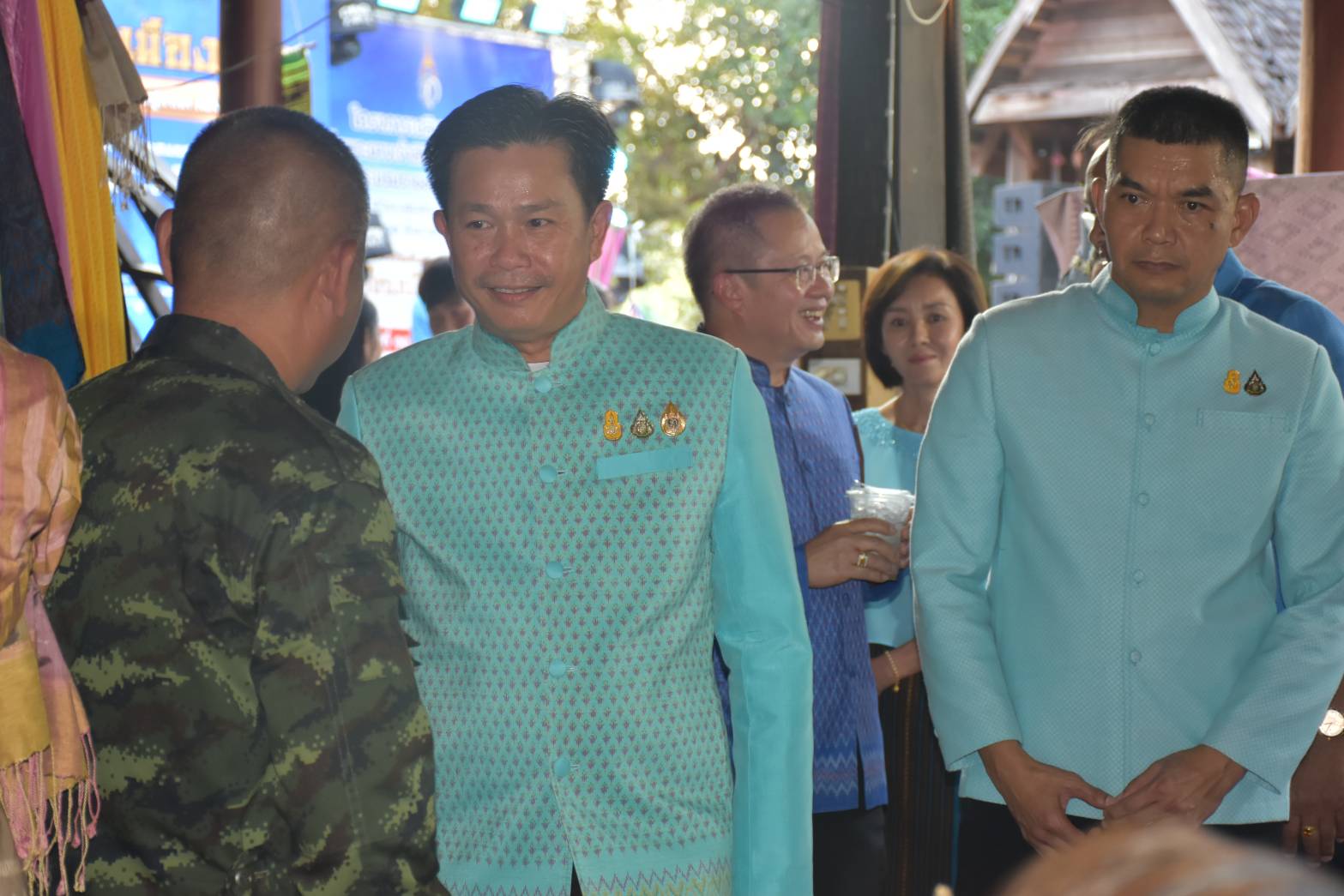 ?พช.มหาสารคาม นำกลุ่มสินค้า OTOP ร่วมงานภูษาศิลป์จากท้องถิ่นสู่สากล “มหาไหมเมืองคาม” เนื่องในโอกาสมหามงคลเฉลิมพระชนมพรรษา 91 พรรษา สมเด็จพระนางเจ้าสิริกิติ์ พระบรมราชินีนารถ พระบรมราชชนนีพันปีหลวง 12 สิงหาคม 2566,?