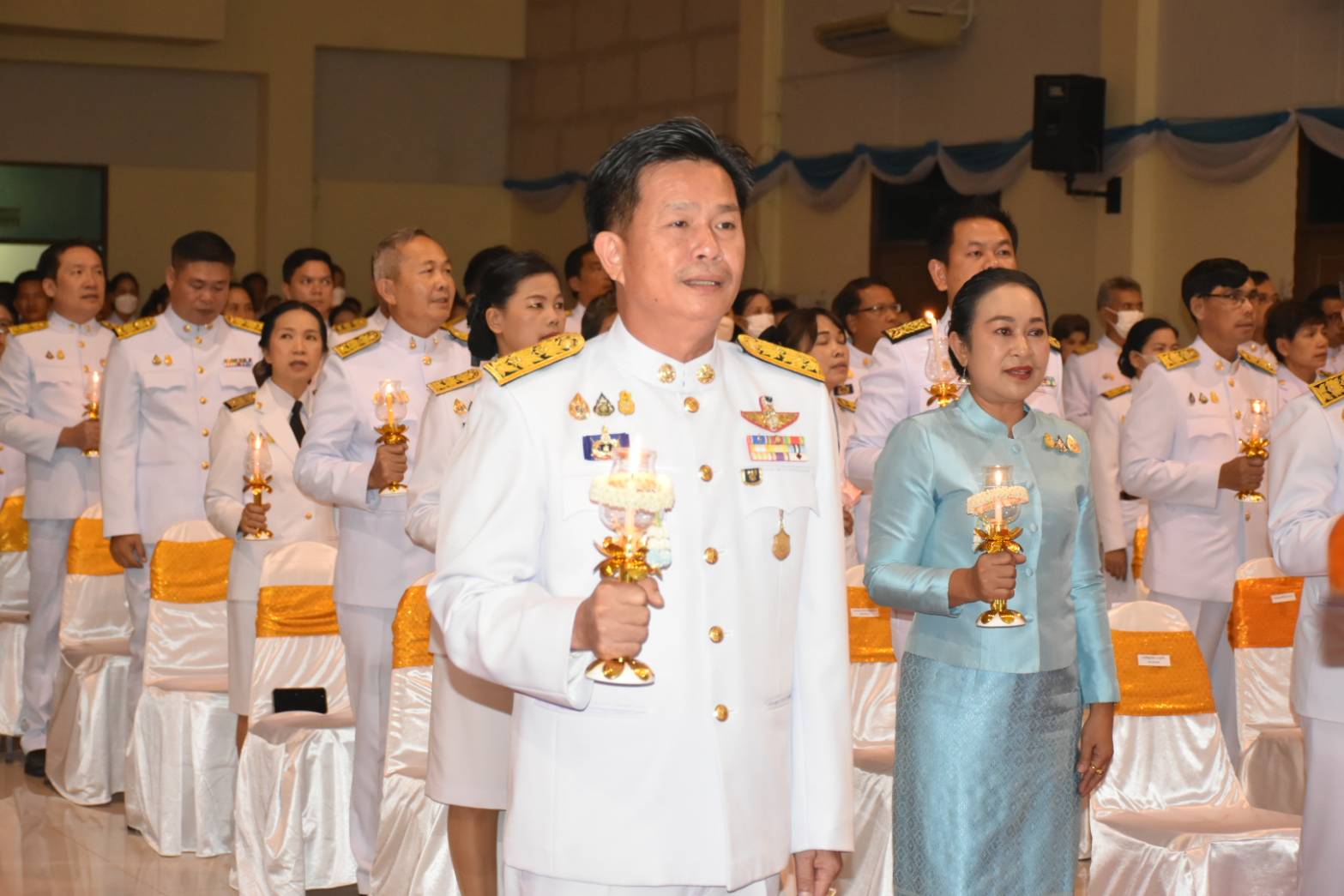 ?พช.มหาสารคาม ร่วมถวายเครื่องราชสักการะและจุดเทียนถวายพระพรชัยมงคล สมเด็จพระนางเจ้าสิริกิติ์ พระบรมราชินีนาถ พระบรมราชชนนีพันปี​หลวง​ เนื่องในโอกาสวันเฉลิมพระชนมพรรษา 12 สิงหาคม 2566?