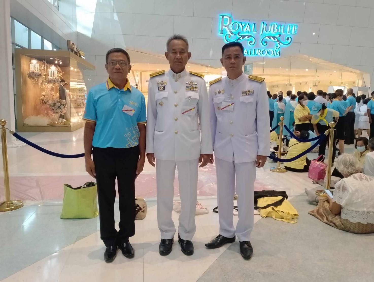 ?ผู้ว่าราชการจังหวัดมหาสารคาม นำเครือข่ายกองทุนแม่ของแผ่นดินเข้าร่วมพิธีมอบเงินพระราชทานขวัญถุงกองทุนแม่ของแผ่นดิน ประจำปี 2566 จากพระบาทสมเด็จพระวชิรเกล้าเจ้าอยู่หัว และสมเด็จพระนางเจ้าสุทิดาพระบรมราชินี “โครงการมหกรรมกองทุนแม่ของแผ่นดินประจำปี 2566?