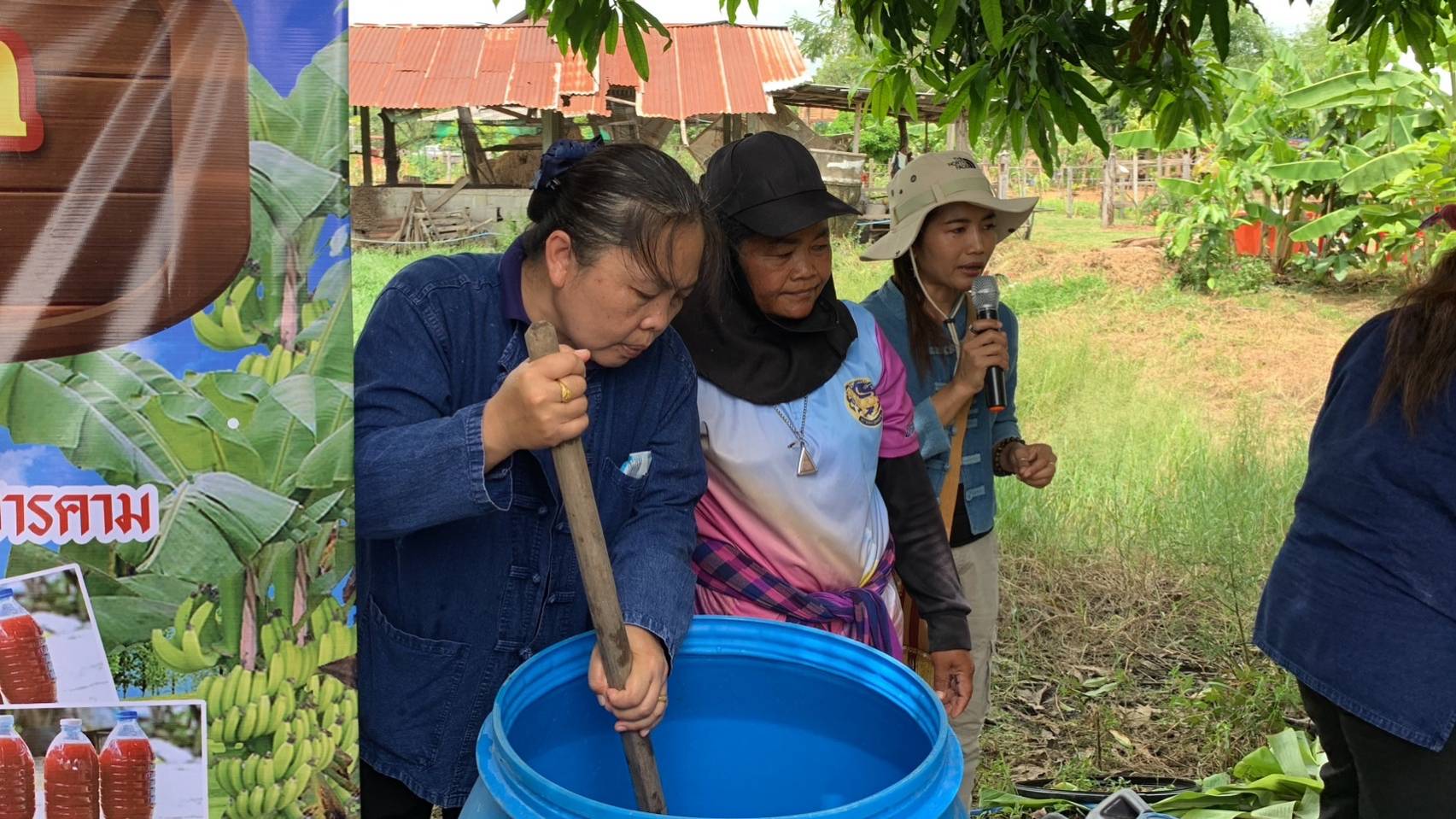?พช.มหาสารคาม ร่วมกับภาคีเครือข่ายโคกหนองนา อำเภอบรบือ จัดกิจกรรมเอามื้อสามัคคี ณ แปลง โคก หนอง นา อำเภอบรบือ จังหวัดมหาสารคาม?