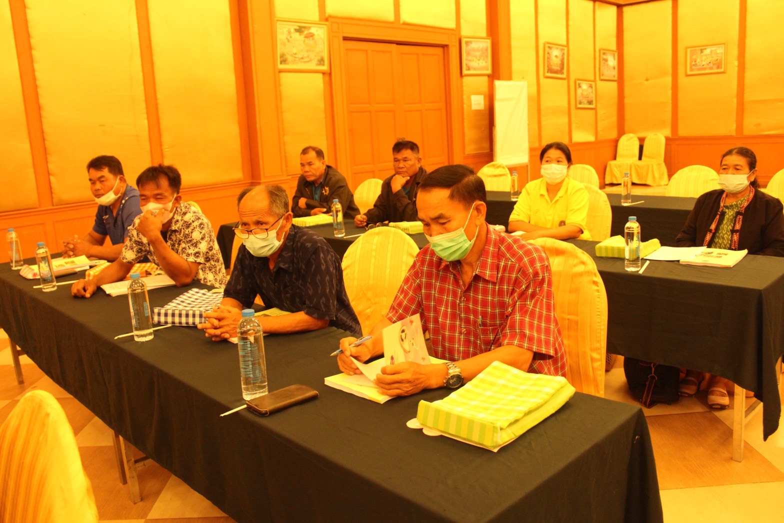 ?พช.มหาสารคามประชุมเชิงปฏิบัติการส่งเสริมการสร้างรายได้จากกิจการอาหารปลอดภัยระดับจังหวัด?