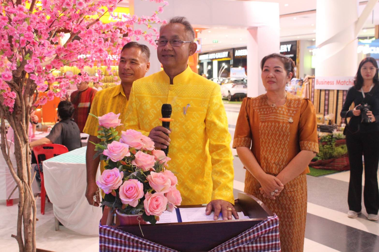 🔷พช.มหาสารคาม จัดงาน “อาหารปลอดภัย ประชารัฐร่วมใจ สร้างรายได้สู่ชุมชน ”ตามโครงการส่งเสริมช่องทางการตลาดเครือข่ายเกษตรปลอดภัย🔷