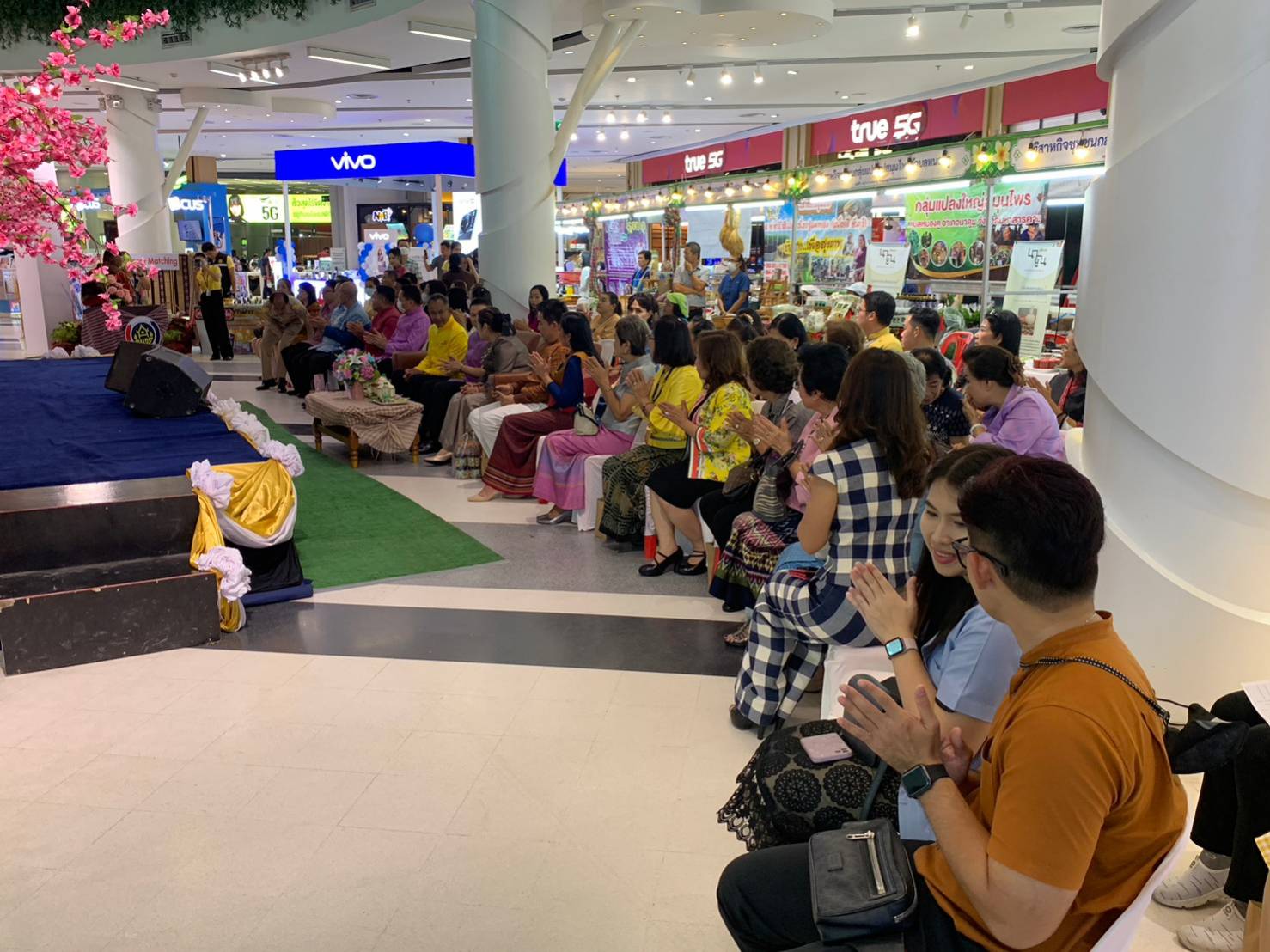 🔷พช.มหาสารคาม จัดงาน “อาหารปลอดภัย ประชารัฐร่วมใจ สร้างรายได้สู่ชุมชน ”ตามโครงการส่งเสริมช่องทางการตลาดเครือข่ายเกษตรปลอดภัย🔷