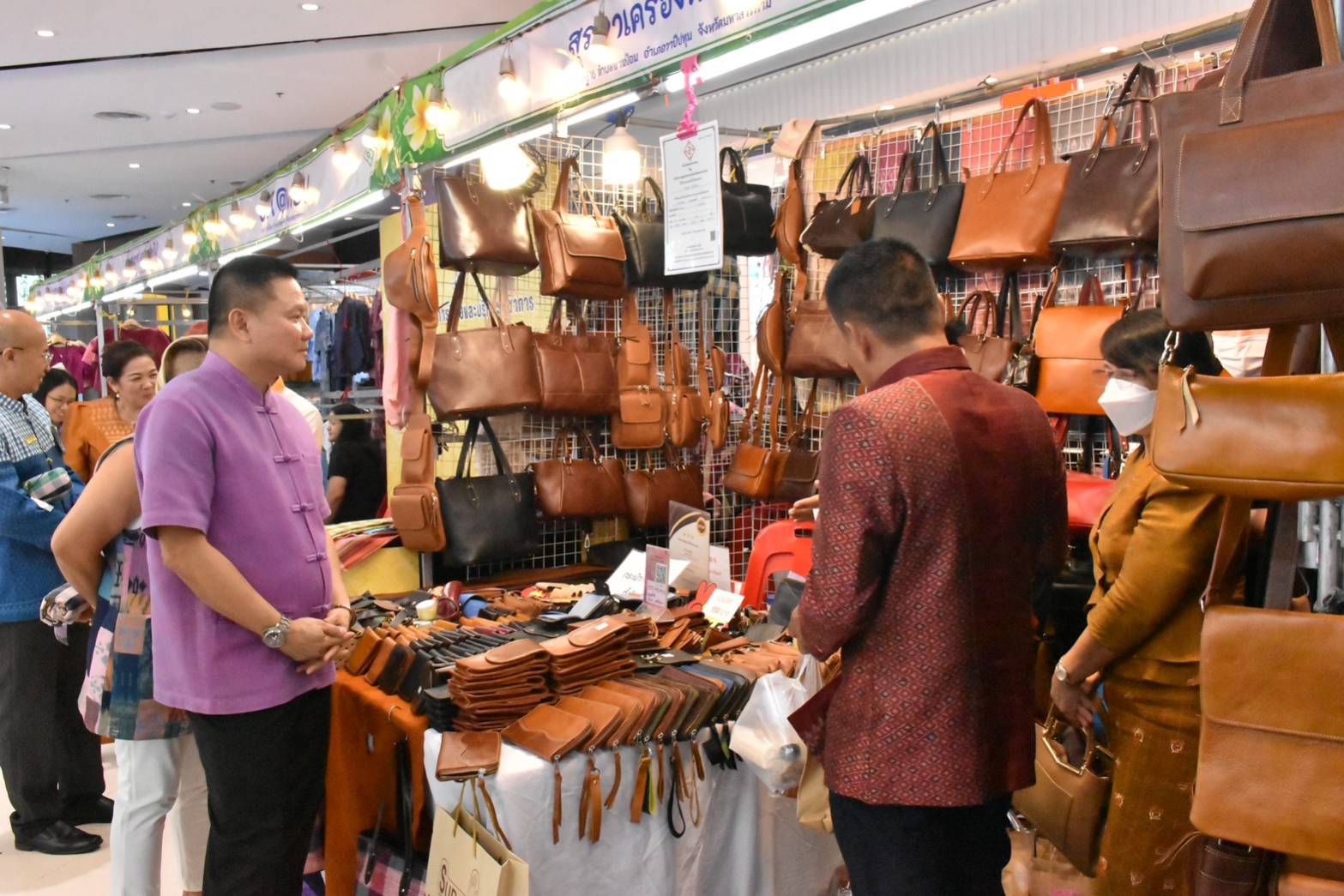 🔷พช.มหาสารคาม จัดงาน “อาหารปลอดภัย ประชารัฐร่วมใจ สร้างรายได้สู่ชุมชน ”ตามโครงการส่งเสริมช่องทางการตลาดเครือข่ายเกษตรปลอดภัย🔷