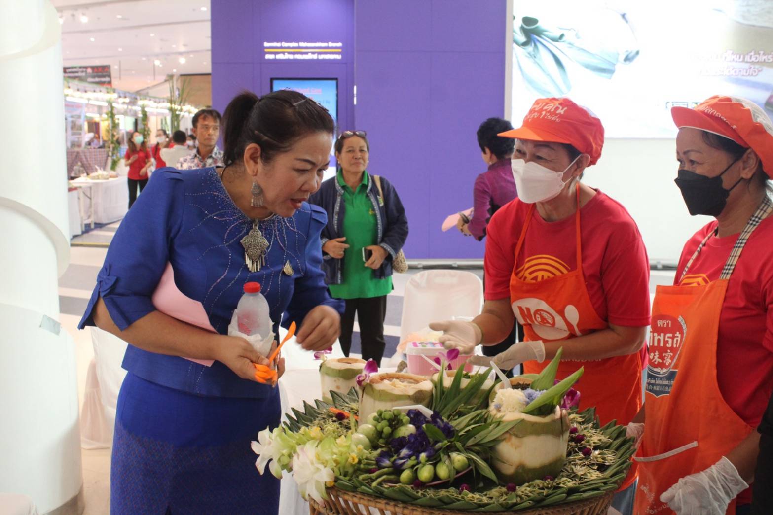 🔷พช.มหาสารคาม ร่วมคัดสรรสุดยอดเมนูอาหารพื้นถิ่น ภายในงาน “อาหารปลอดภัย ประชารัฐร่วมใจ สร้างรายได้สู่ชุมชน ”ตามโครงการส่งเสริมช่องทางการตลาดเครือข่ายเกษตรปลอดภัย(กิจกรรมวันที่ 2)🔷