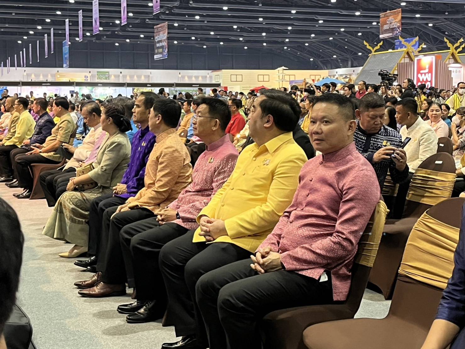 💠มท.1 เปิดงาน OTOP Midyear 2023 “ที่สุดแห่งภูมิปัญญา รังสรรค์จากการพัฒนา เพิ่มมูลค่าเศรษฐกิจไทย” ชวนพี่น้องคนไทย ชิม ช้อป ใช้ สินค้าหนึ่งตำบล หนึ่งผลิตภัณฑ์ หนุนยกระดับ OTOP สู่สากล เปิดช่องทาง ขยายโอกาส สร้างรายได้สู่ชุมชน💠