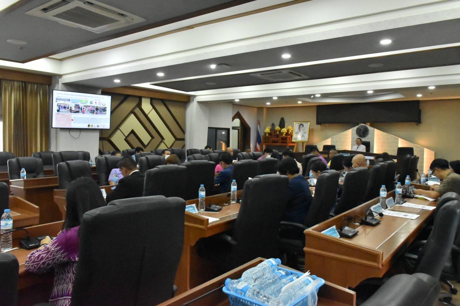 💠 พช.มหาสารคาม จัดประชุมคณะกรรมการบริหารศูนย์อำนวยการขจัดความยากจนและพัฒนาคนทุกช่วงวัยอย่างยั่งยืนตามหลักปรัชญาของเศรษฐกิจพอเพียงจังหวัดมหาสารคาม (คจพ.จ.มหาสารคาม) ครั้งที่ 3/2566💠