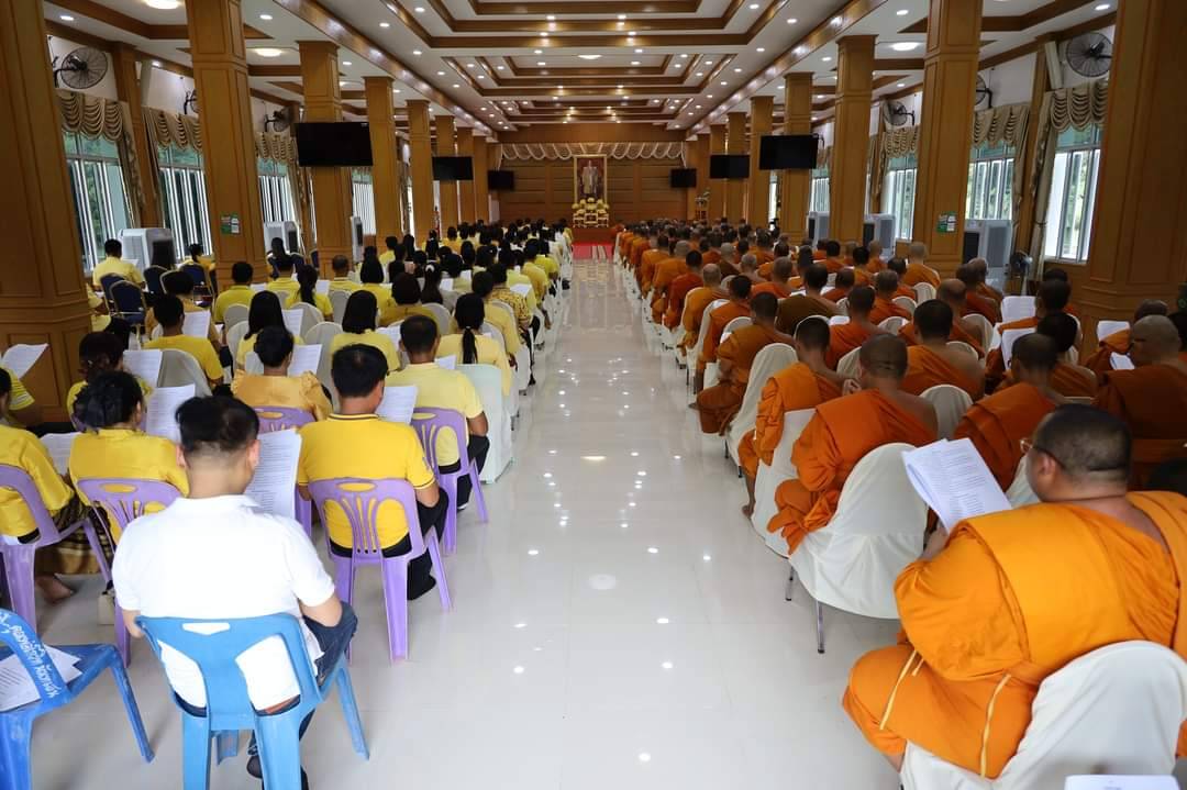 💠พช.มหาสารคาม ร่วมพิธีสวดพระพุทธมนต์เพื่อถวายเป็นพระราชกุศล แด่พระบาทสมเด็จพระบรมชนกาธิเบศร มหาภูมิพลอดุลยเดชมหาราช บรมนาถบพิตร เนื่องใน”วันนวมินทรมหาราช”💠