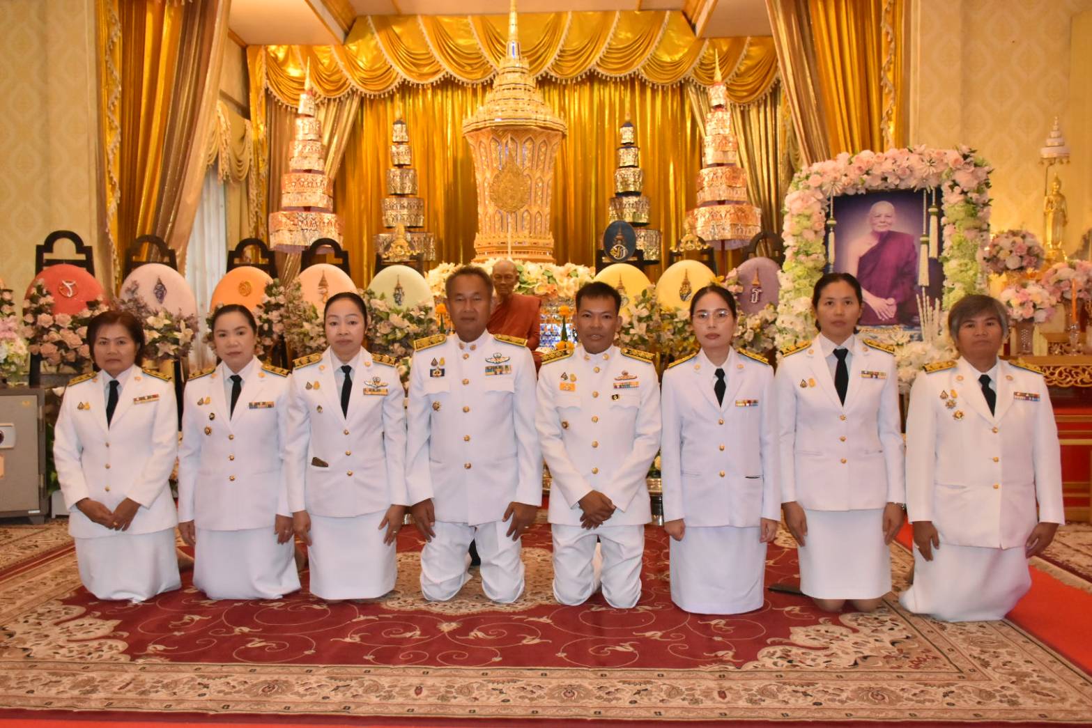 พระบาทสมเด็จพระเจ้าอยู่หัว  ทรงพระกรุณาโปรดเกล้าฯ พระราชทานผ้าพระกฐิน ประจำปี พ.ศ. 2566 ให้กรมการพัฒนาชุมชนนำไปทอดถวาย  ณ วัดพิกุลทอง พระอารามหลวง ตำบลพิกุลทอง อำเภอท่าช้าง จังหวัดสิงห์บุรี