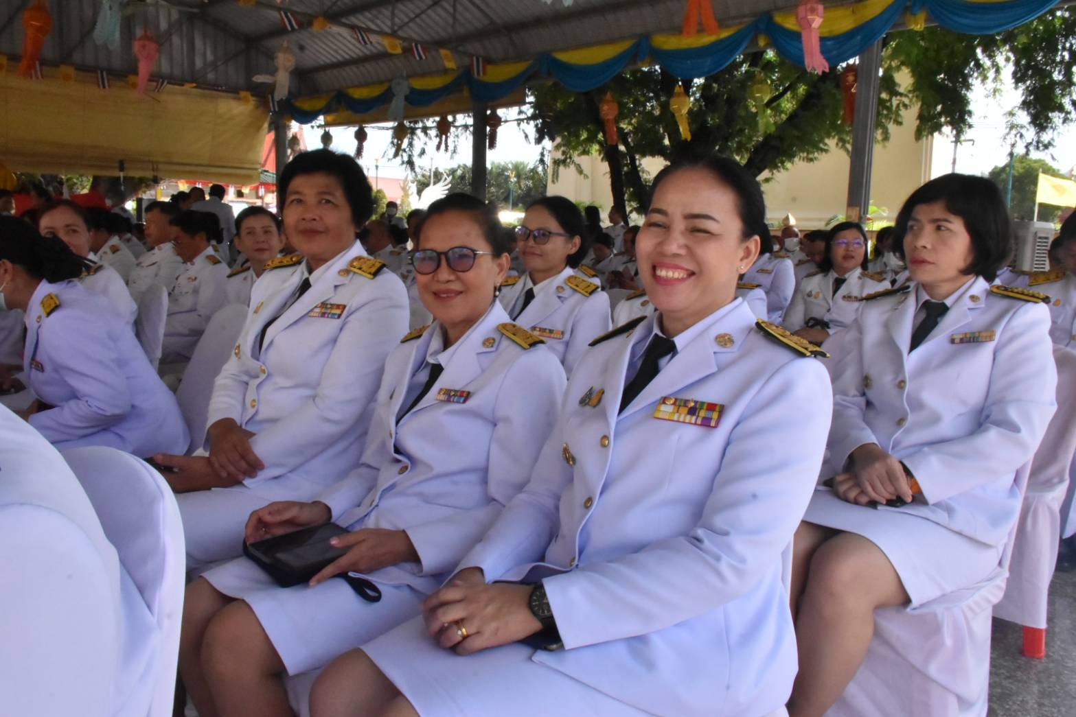 พระบาทสมเด็จพระเจ้าอยู่หัว  ทรงพระกรุณาโปรดเกล้าฯ พระราชทานผ้าพระกฐิน ประจำปี พ.ศ. 2566 ให้กรมการพัฒนาชุมชนนำไปทอดถวาย  ณ วัดพิกุลทอง พระอารามหลวง ตำบลพิกุลทอง อำเภอท่าช้าง จังหวัดสิงห์บุรี