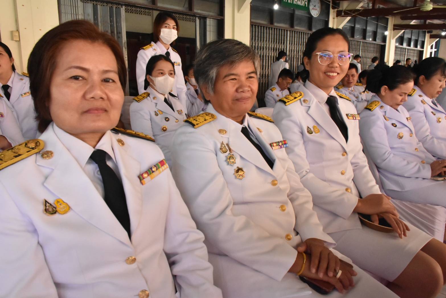 พระบาทสมเด็จพระเจ้าอยู่หัว  ทรงพระกรุณาโปรดเกล้าฯ พระราชทานผ้าพระกฐิน ประจำปี พ.ศ. 2566 ให้กรมการพัฒนาชุมชนนำไปทอดถวาย  ณ วัดพิกุลทอง พระอารามหลวง ตำบลพิกุลทอง อำเภอท่าช้าง จังหวัดสิงห์บุรี