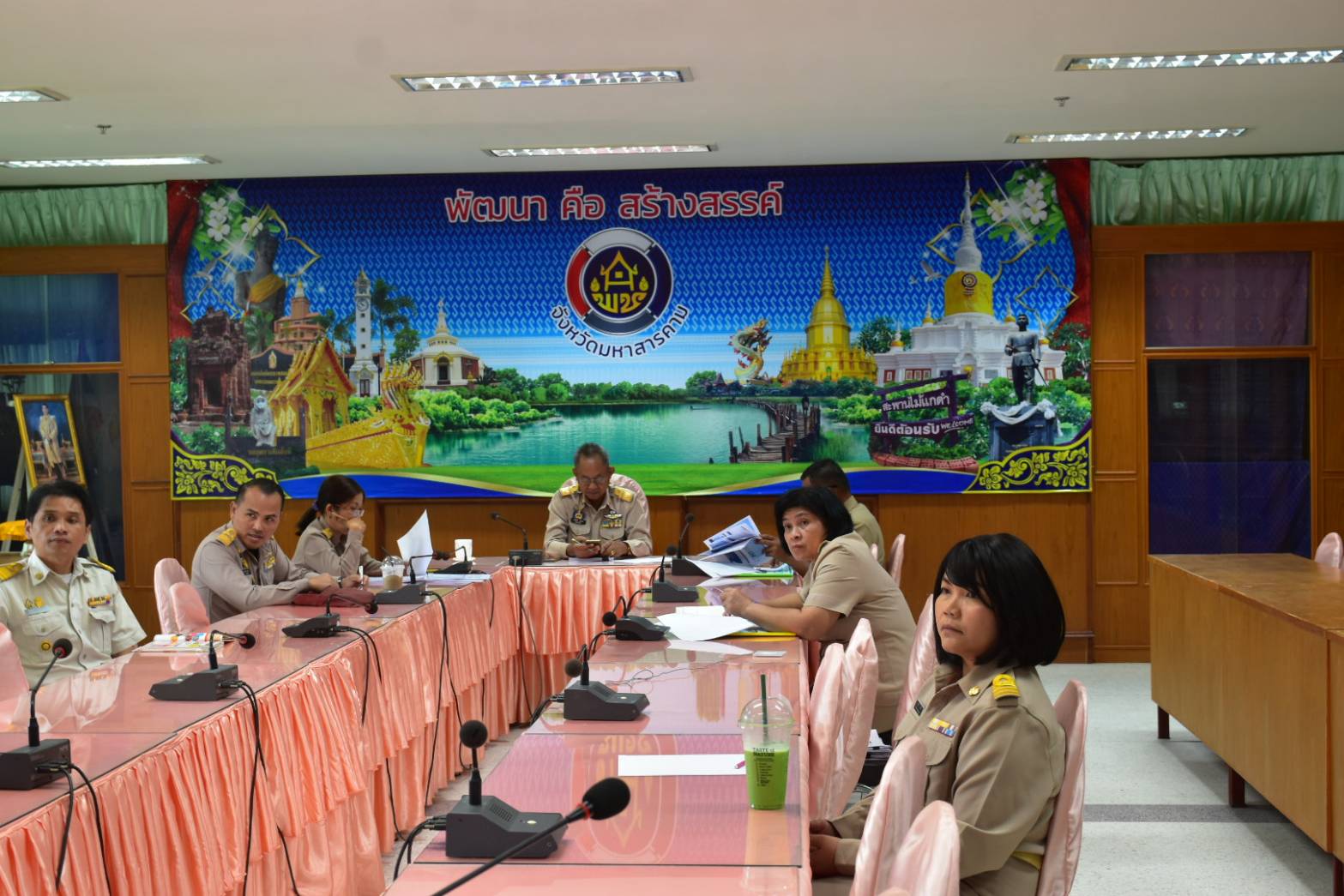 พช.มหาสารคาม ร่วมประชุมกรมการพัฒนาชุมชน ครั้งที่ 10/2566 ผ่านระบบวิดีทัศน์ทางไกล (Video Conference)