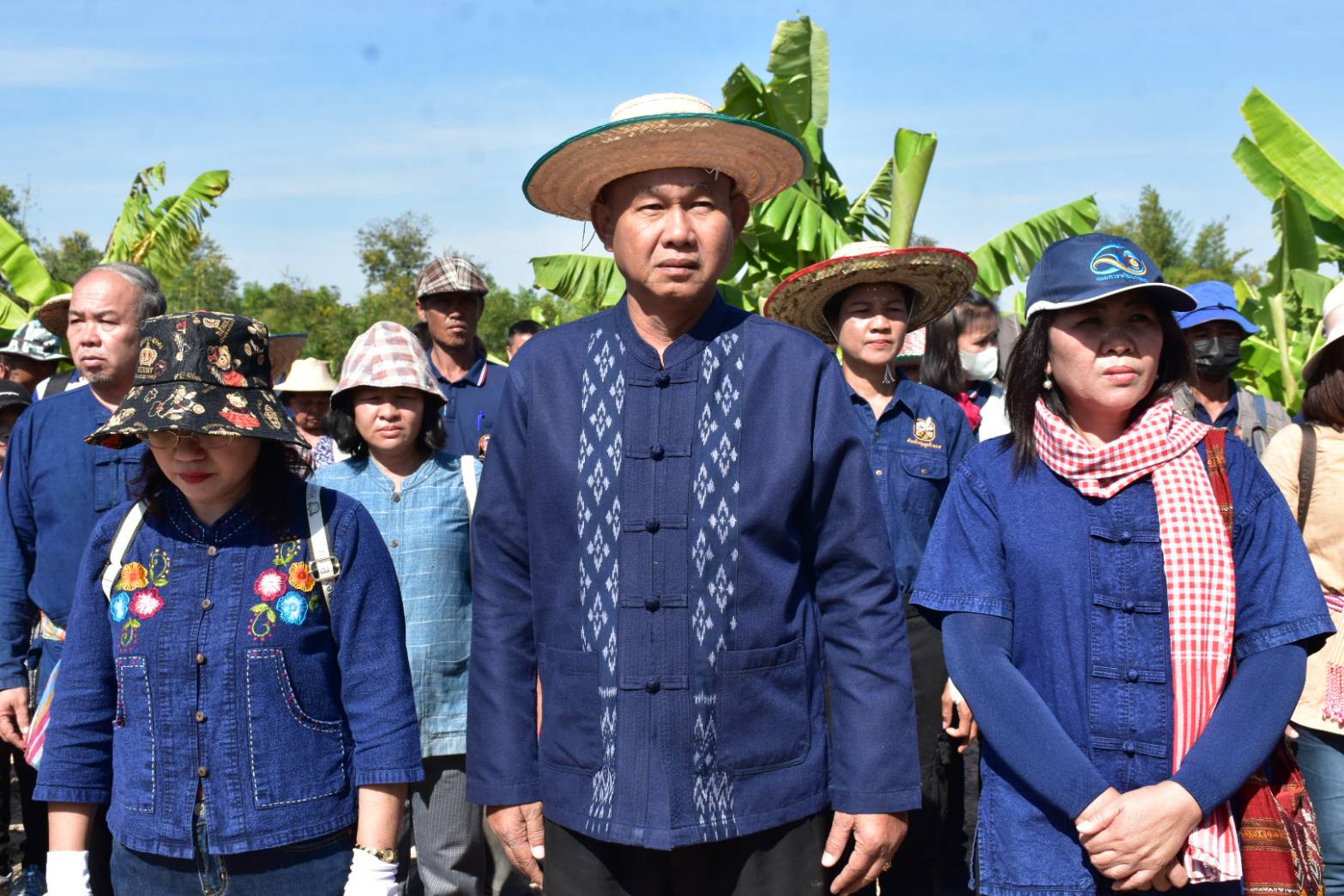 พช.มหาสารคาม ผนึกกำลังร่วมกับภาคีเครือข่ายโคกหนองนา อำเภอพยัคฆภูมิพิสัย จัดกิจกรรม หิ้วปิ่นโต ห่อข้าว ไปเอามื้อ เอาแฮง แปลงโคก หนอง นา อำเภอพยัคฆภูมิพิสัย จังหวัดมหาสารคาม