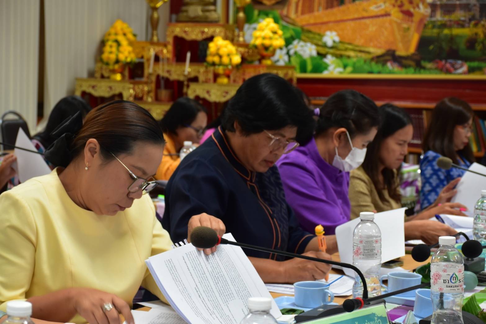 พช.มหาสารคาม ประชุมประจำเดือนสำนักงานพัฒนาชุมชนจังหวัดมหาสารคาม ครั้งที่ 12/2566