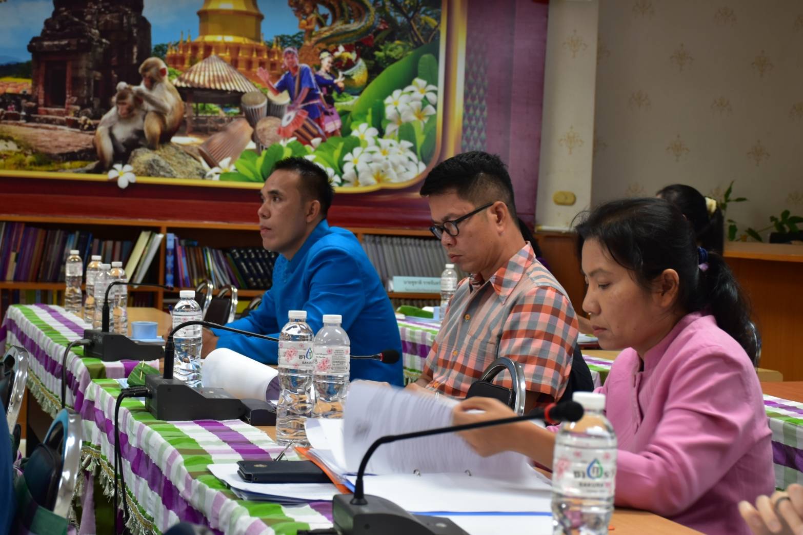 พช.มหาสารคาม ประชุมประจำเดือนสำนักงานพัฒนาชุมชนจังหวัดมหาสารคาม ครั้งที่ 12/2566