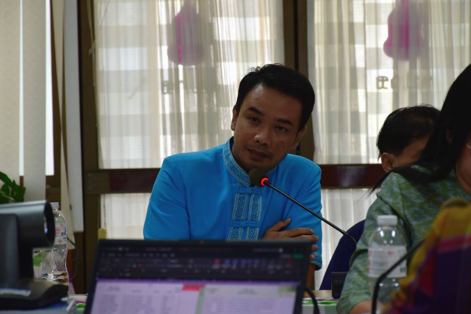 พช.มหาสารคาม ประชุมประจำเดือนสำนักงานพัฒนาชุมชนจังหวัดมหาสารคาม ครั้งที่ 12/2566