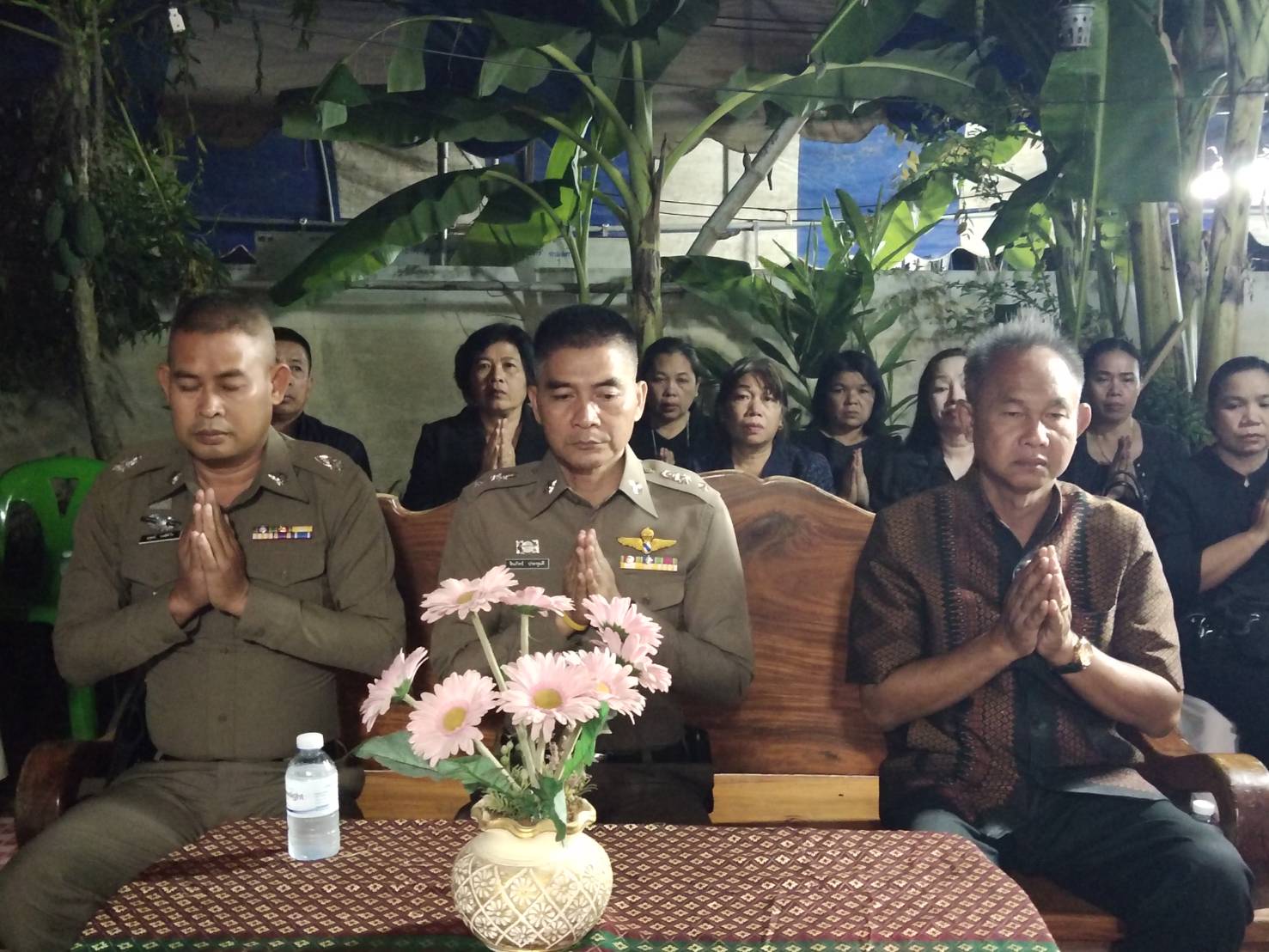 พช.มหาสารคาม เป็นเจ้าภาพพิธีสวดพระอภิธรรมบำเพ็ญกุศลศพ บุตรเจ้าหน้าที่พัฒนาชุมชน สำนักงานพัฒนาชุมชนอำเภอโกสุมพิสัย จังหวัดมหาสารคาม
