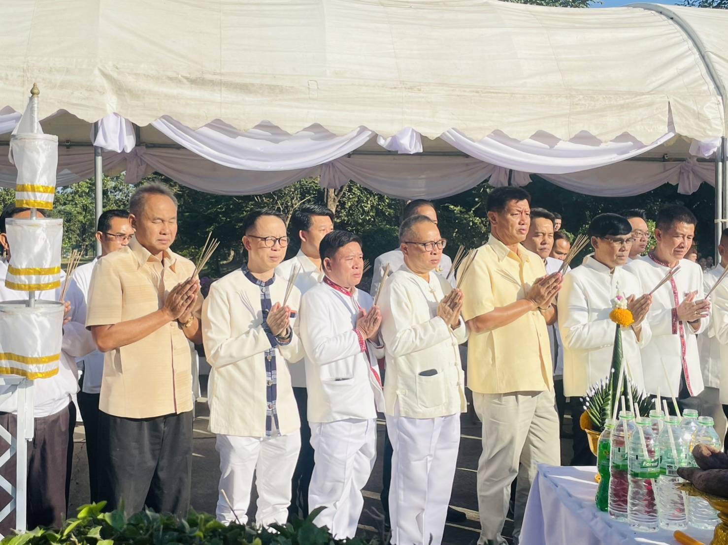 พช.จังหวัดมหาสารคาม ประกอบพิธีบวงสรวงศาลพระภูมิ และศาลตายาย ประจำศูนย์ราชการจังหวัดมหาสารคาม💠