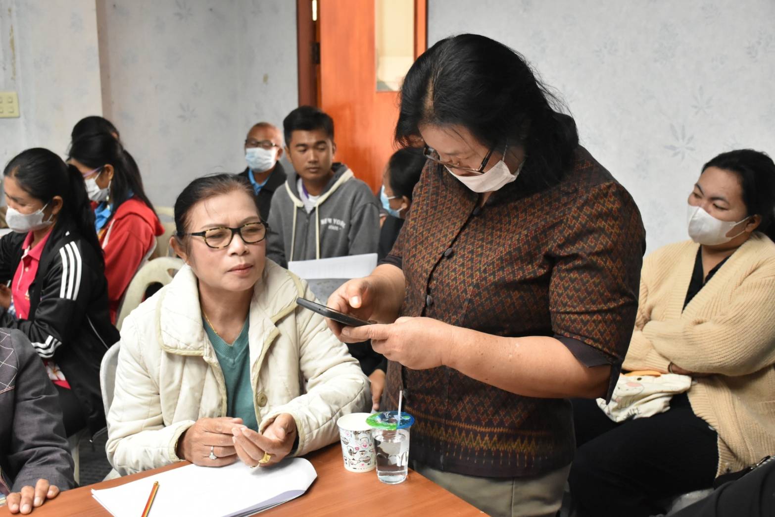 พช.มหาสารคาม ติดตามสนับสนุน โครงการประชุมเชิงปฏิบัติการผู้จัดเก็บข้อมูล จปฐ. ด้วยเครื่องมืออิเล็กทรอนิกส์ ประจำปีงบประมาณ 2567 พื้นที่อำเภอแกดำ