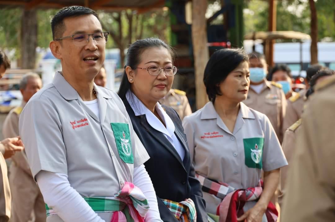 พช.มหาสารคาม ร่วมกิจกรรมโครงการปกป้องและเชิดชูสถาบันพระมหากษัตริย์ และหน่วยบำบัดทุกข์ บำรุงสุข สร้างรอยยิ้มให้ประชาชน (จังหวัดเคลื่อนที่) อำเภอนาเชือก