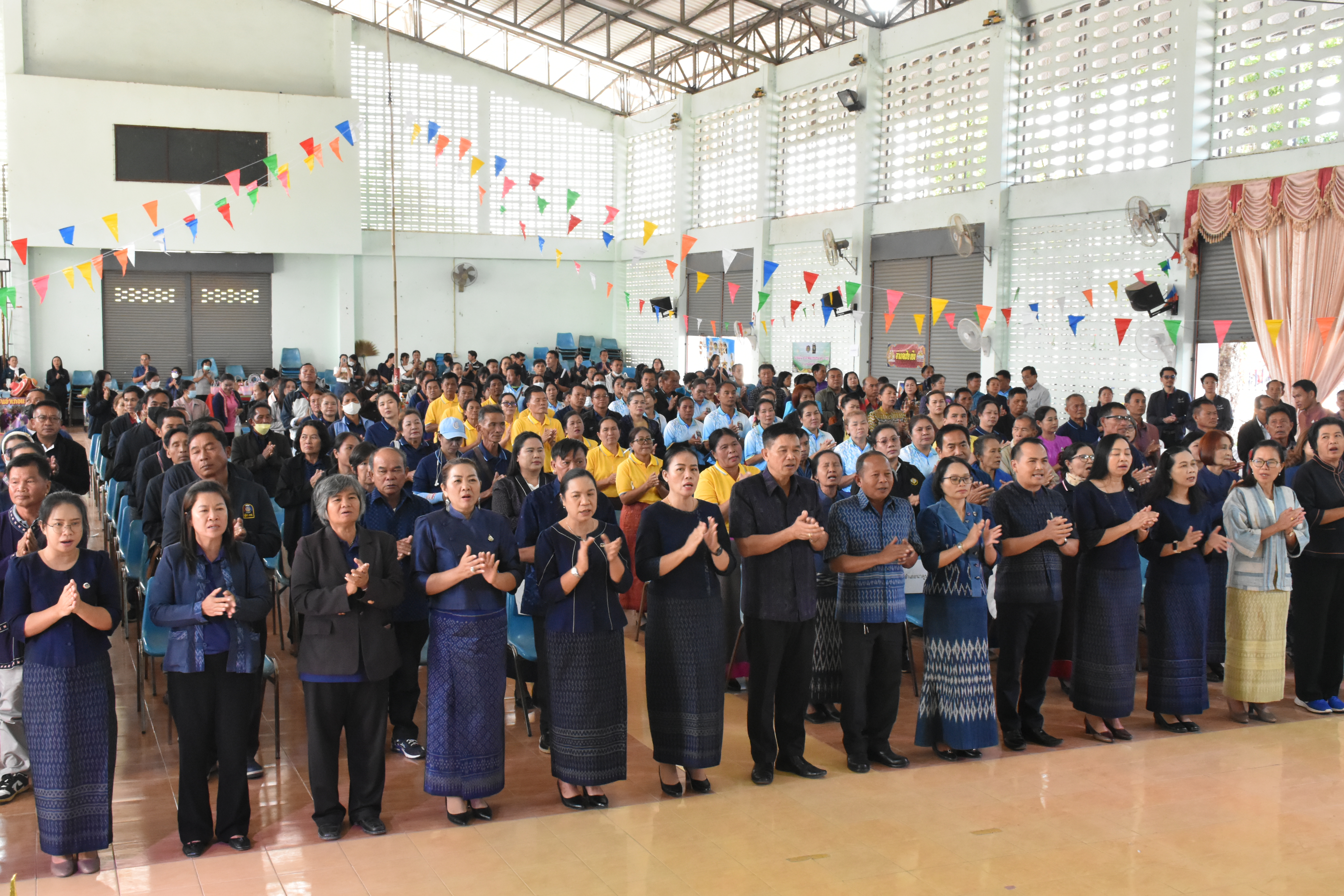 พช.มหาสารคาม จัดกิจกรรมเชิดชูเกียรติอาสาพัฒนาชุมชน เนื่องในวาระครบรอบ 55 ปี โครงการพัฒนาผู้นำอาสาพัฒนาชุมชน “รวมพลัง อช.สานพลังแก้จน พัฒนาคนอย่างยั่งยืน”