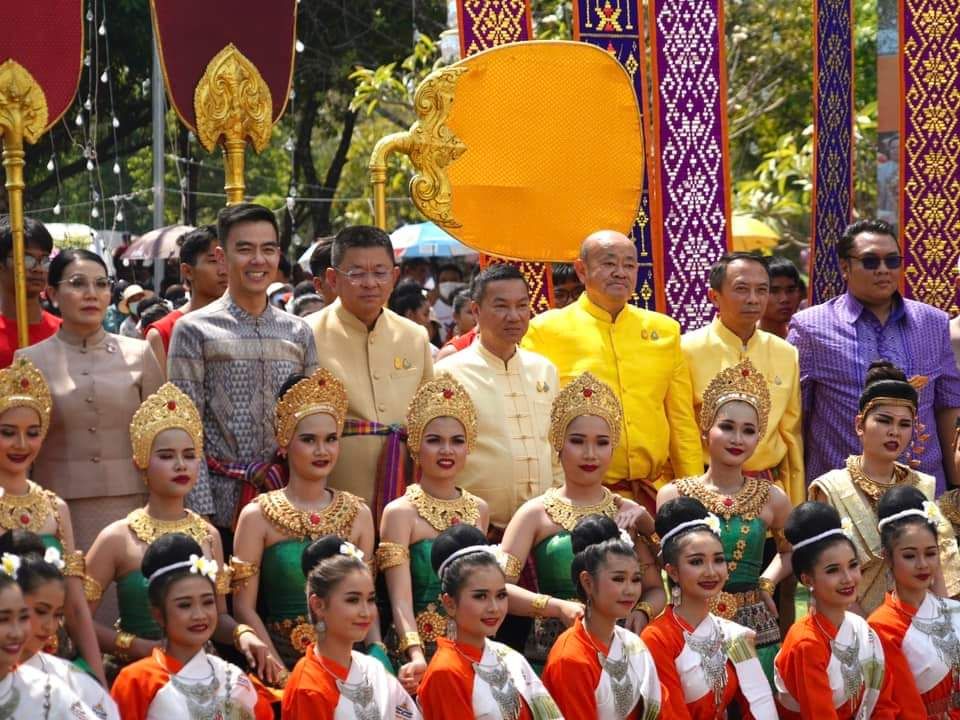 พช.มหาสารคาม ร่วมพิธีเปิดงานนมัสการพระบรมธาตุนาดูน ประจำปี 2567