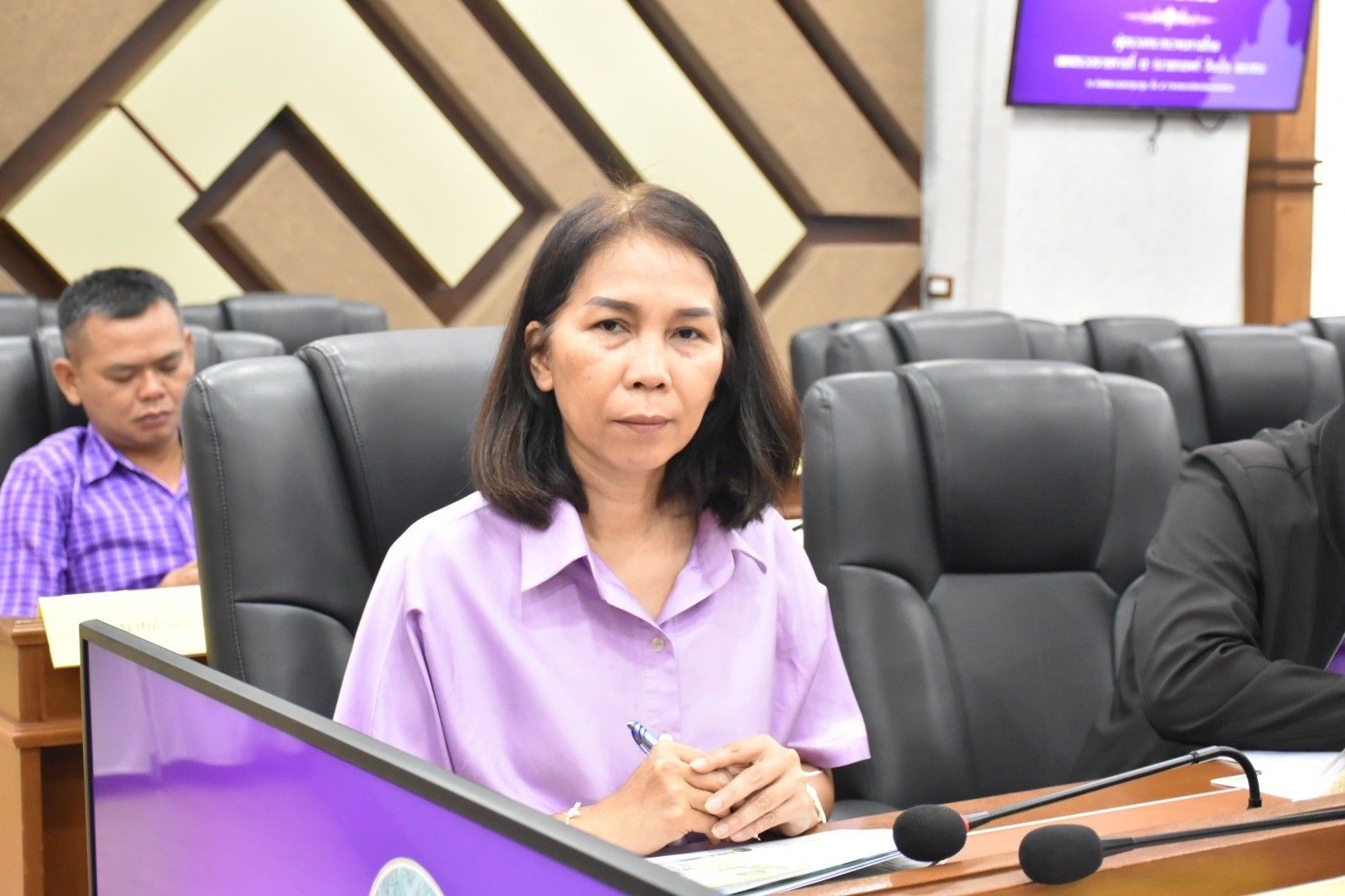 พช. มหาสารคาม ร่วมรับผู้ตรวจราชการกระทรวงมหาดไทย เขต 12 พร้อมคณะ ตรวจติดตามงานตามนโยบายของรัฐบาลและกระทรวงมหาดไทย ในพื้นที่จังหวัดมหาสารคาม