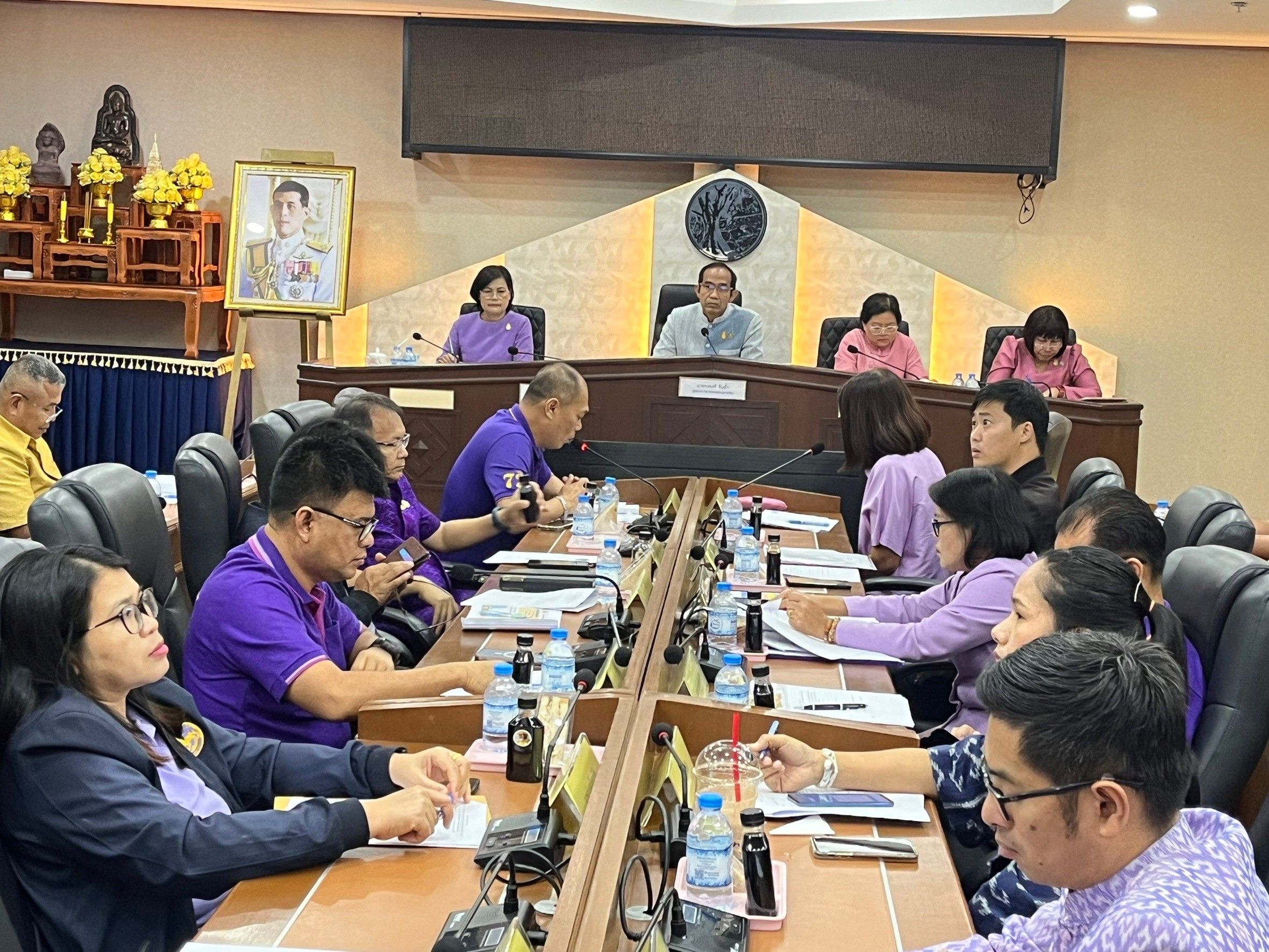 พช. มหาสารคาม ร่วมรับผู้ตรวจราชการกระทรวงมหาดไทย เขต 12 พร้อมคณะ ตรวจติดตามงานตามนโยบายของรัฐบาลและกระทรวงมหาดไทย ในพื้นที่จังหวัดมหาสารคาม