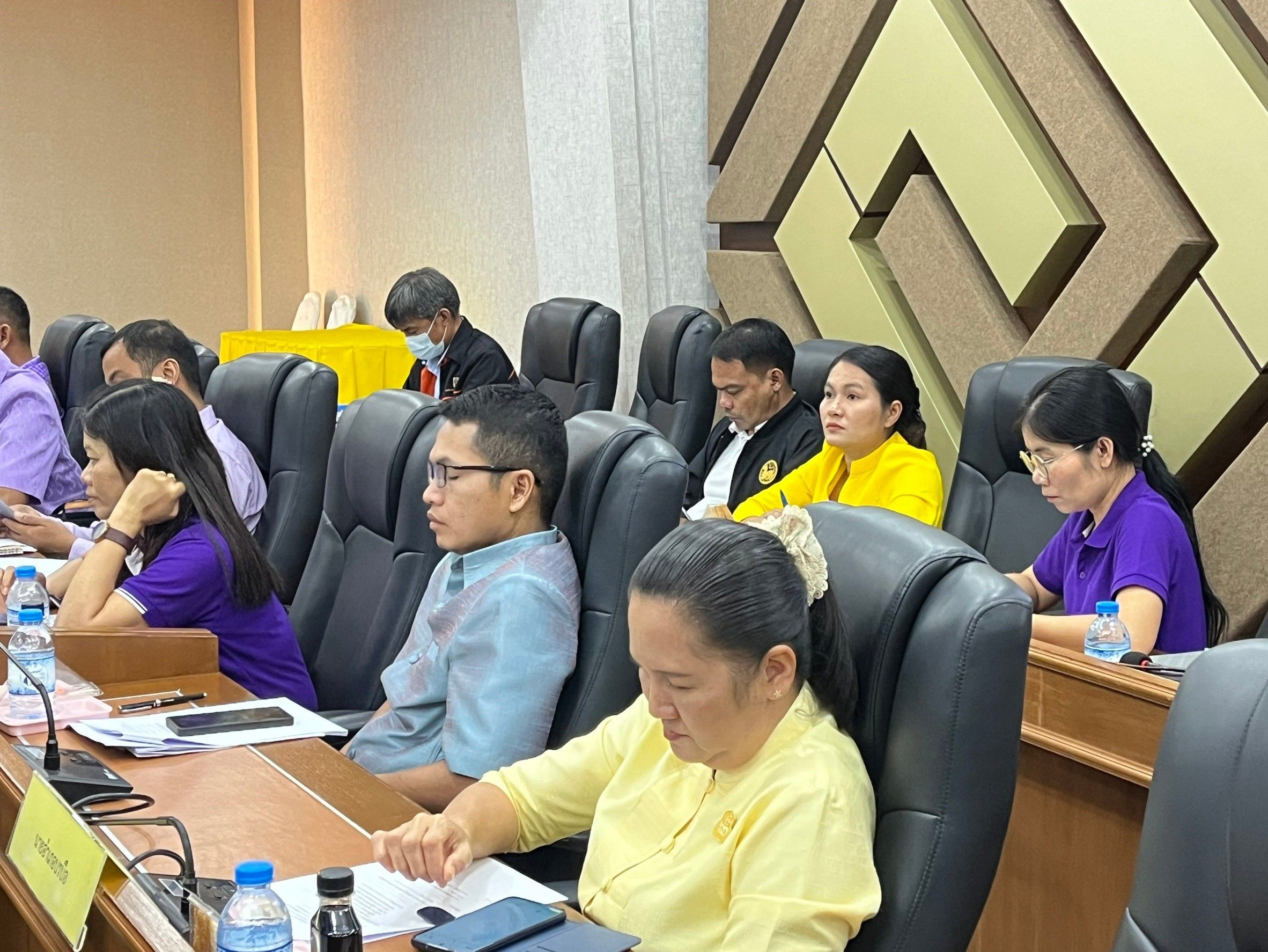 พช. มหาสารคาม ร่วมรับผู้ตรวจราชการกระทรวงมหาดไทย เขต 12 พร้อมคณะ ตรวจติดตามงานตามนโยบายของรัฐบาลและกระทรวงมหาดไทย ในพื้นที่จังหวัดมหาสารคาม