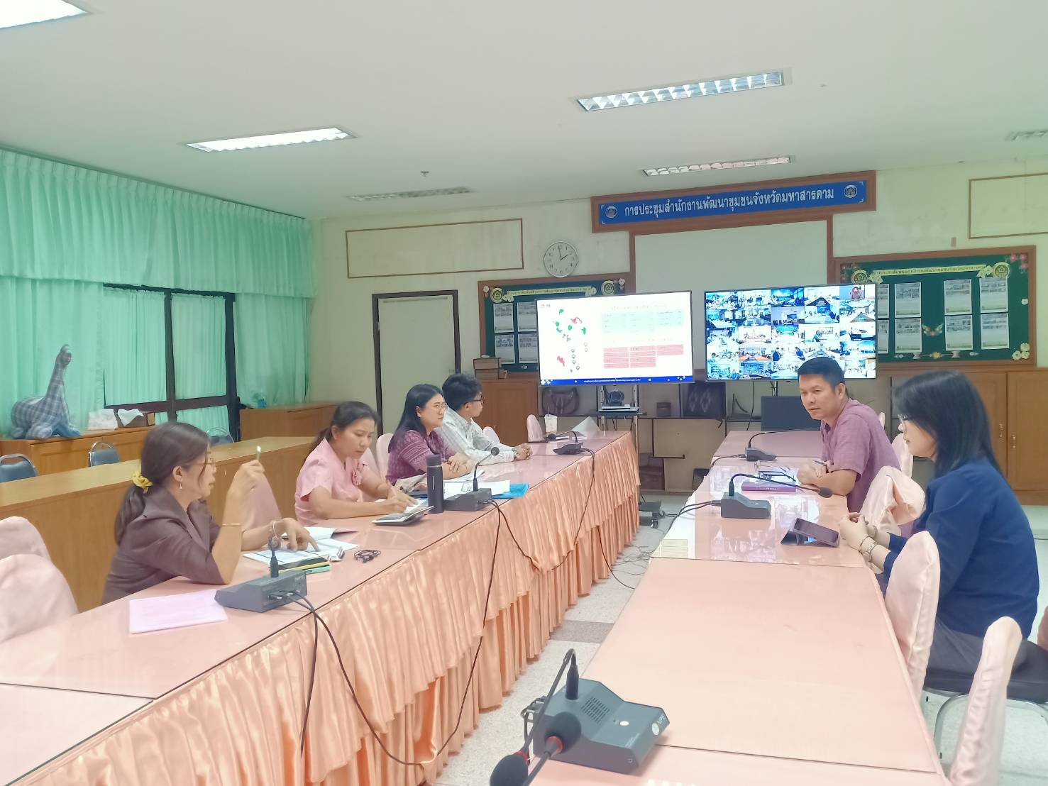 พช.มหาสารคาม ร่วมประชุมชี้แจง เร่งรัด กำกับ ติดตาม การดำเนินงานกองทุนพัฒนาบทบาทสตรี ผ่านระบบวีดิทัศน์ทางไกล (Video Conference) ครั้งที่ 2/2567