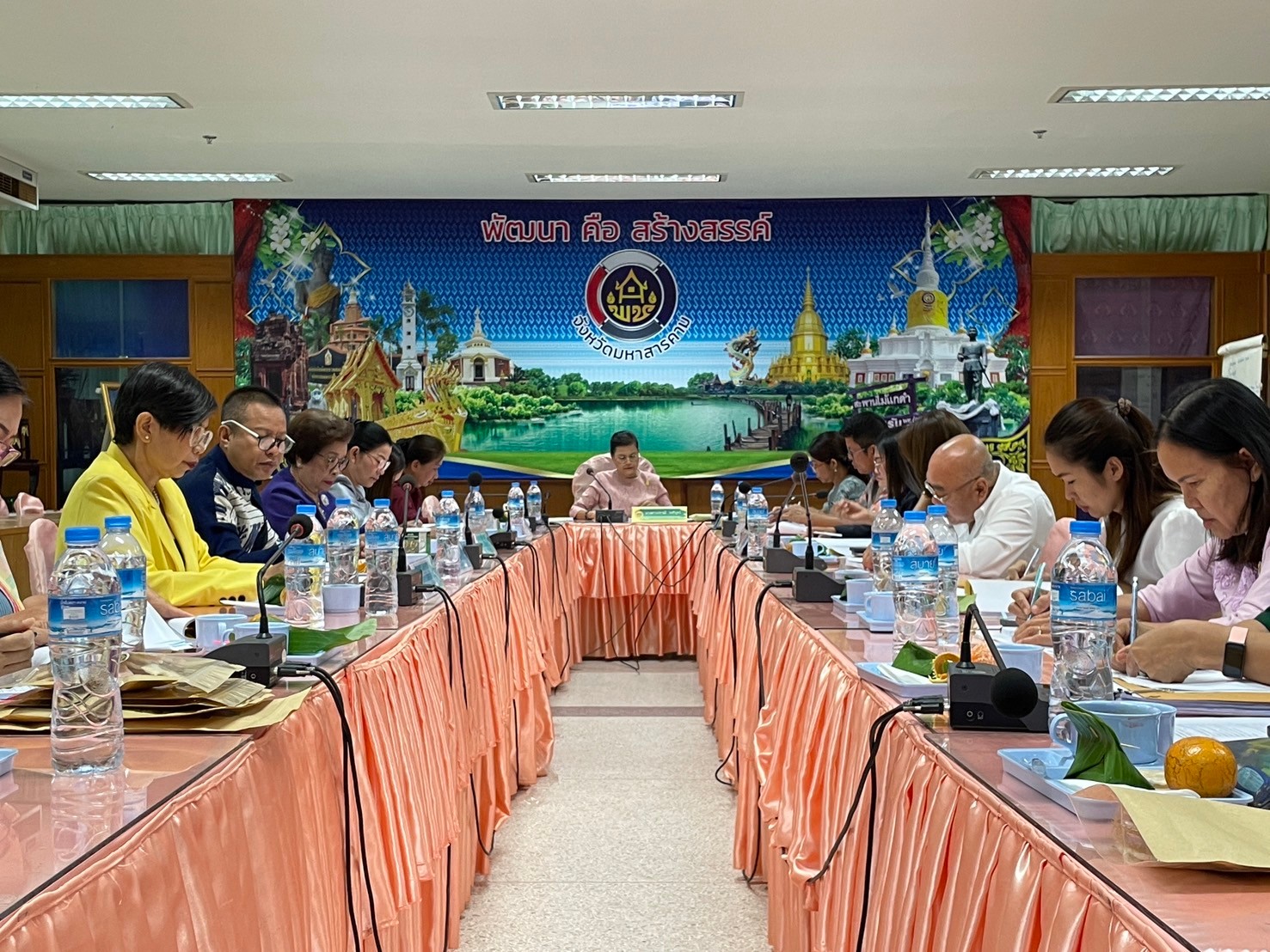 พช.มหาสารคาม ประชุมคณะอนุกรรมการบริหารกองทุนพัฒนาบทบาทสตรี ระดับจังหวัด ครั้งที่ 2/2567