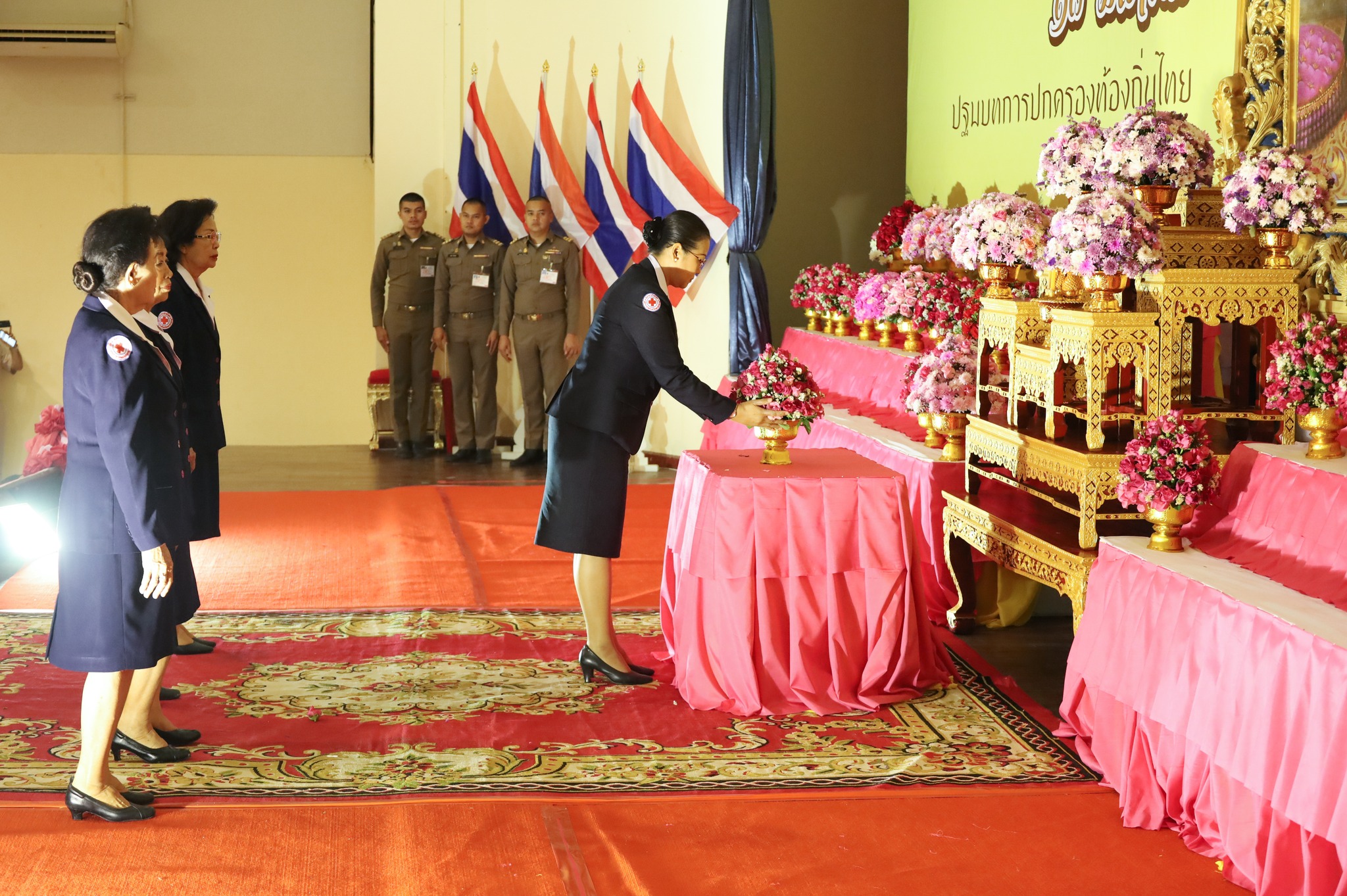 พช.มหาสารคาม ร่วมพิธีถวายราชสักการะ พระบาทสมเด็จพระจุลจอมเกล้าเจ้าอยู่หัว รัชกาลที่ 5 เนื่องในวันท้องถิ่นไทย ประจำปี 2567