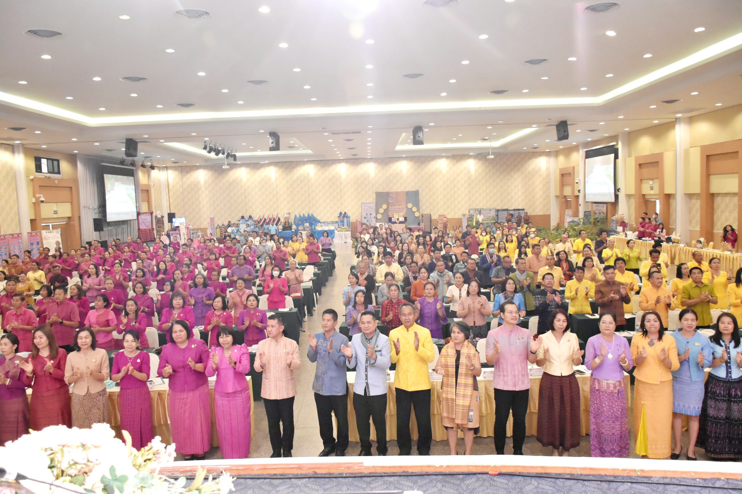 พช. มหาสารคาม ร่วมประชุมเชิงปฏิบัติการตรวจติดตามผลการดำเนินงานของหน่วยรับตรวจรายไตรมาส ครั้งที่ ๑/๒๕๖๗ กลุ่มจังหวัดภาคตะวันออกเฉียงเหนือตอนกลาง (กาฬสินธุ์ ขอนแก่น มหาสารคาม ร้อยเอ็ด)