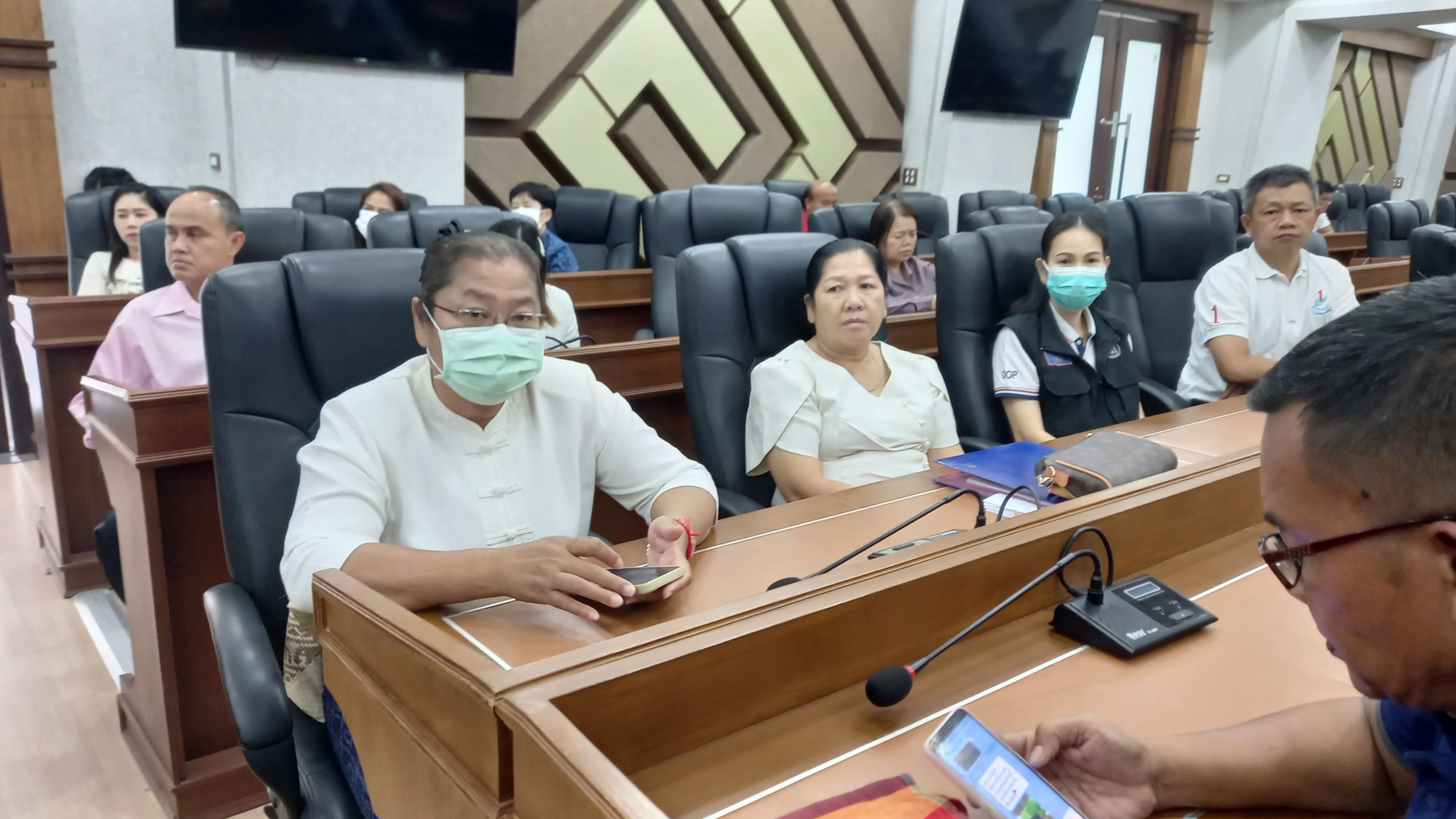 พช.มหาสารคาม ร่วมกิจกรรมโครงการอบรมพัฒนาศีลธรรมคุณธรรมจริยธรรมข้าราชการจังหวัดมหาสารคาม ปี 2567