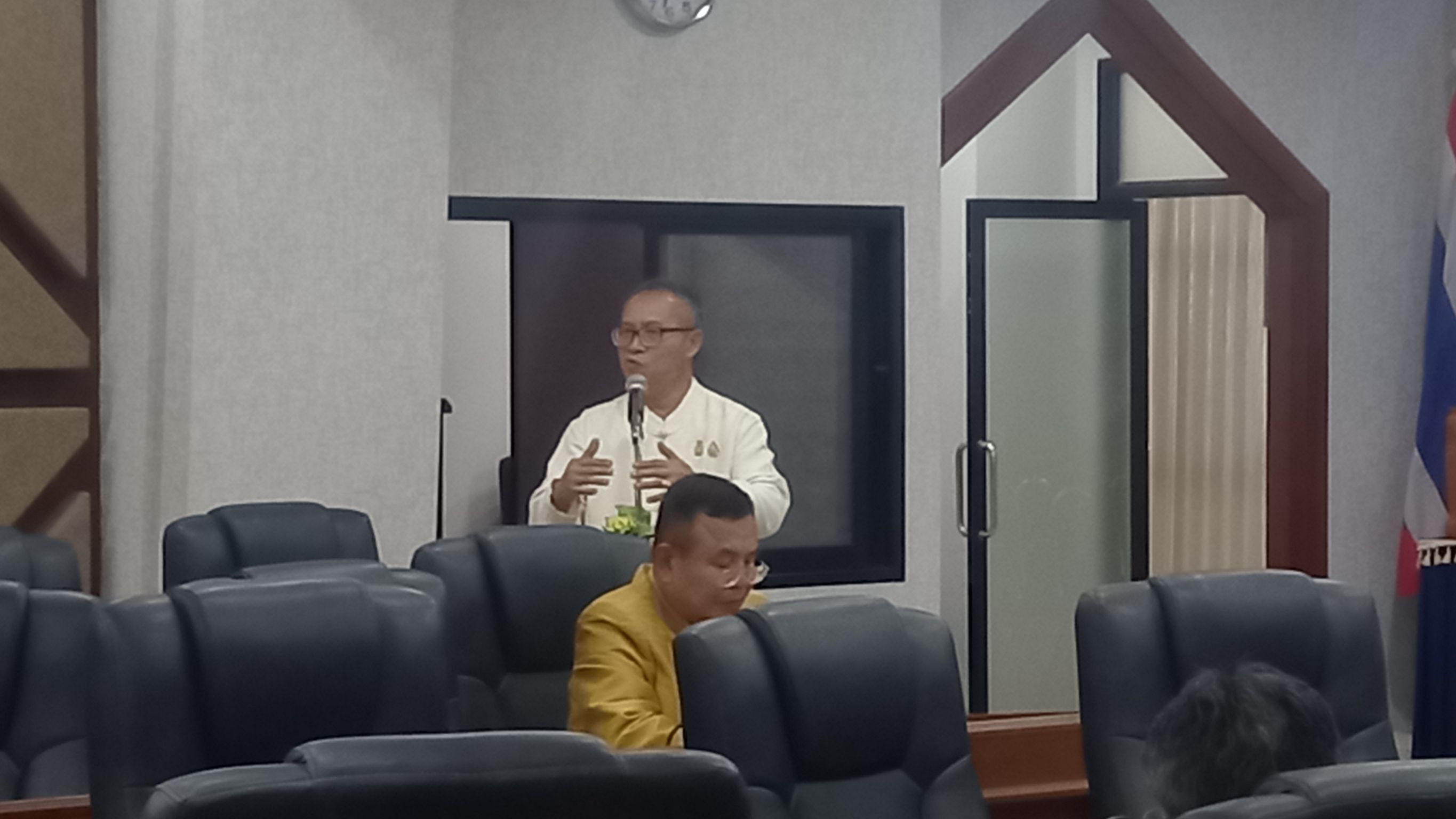 พช.มหาสารคาม ร่วมกิจกรรมโครงการอบรมพัฒนาศีลธรรมคุณธรรมจริยธรรมข้าราชการจังหวัดมหาสารคาม ปี 2567