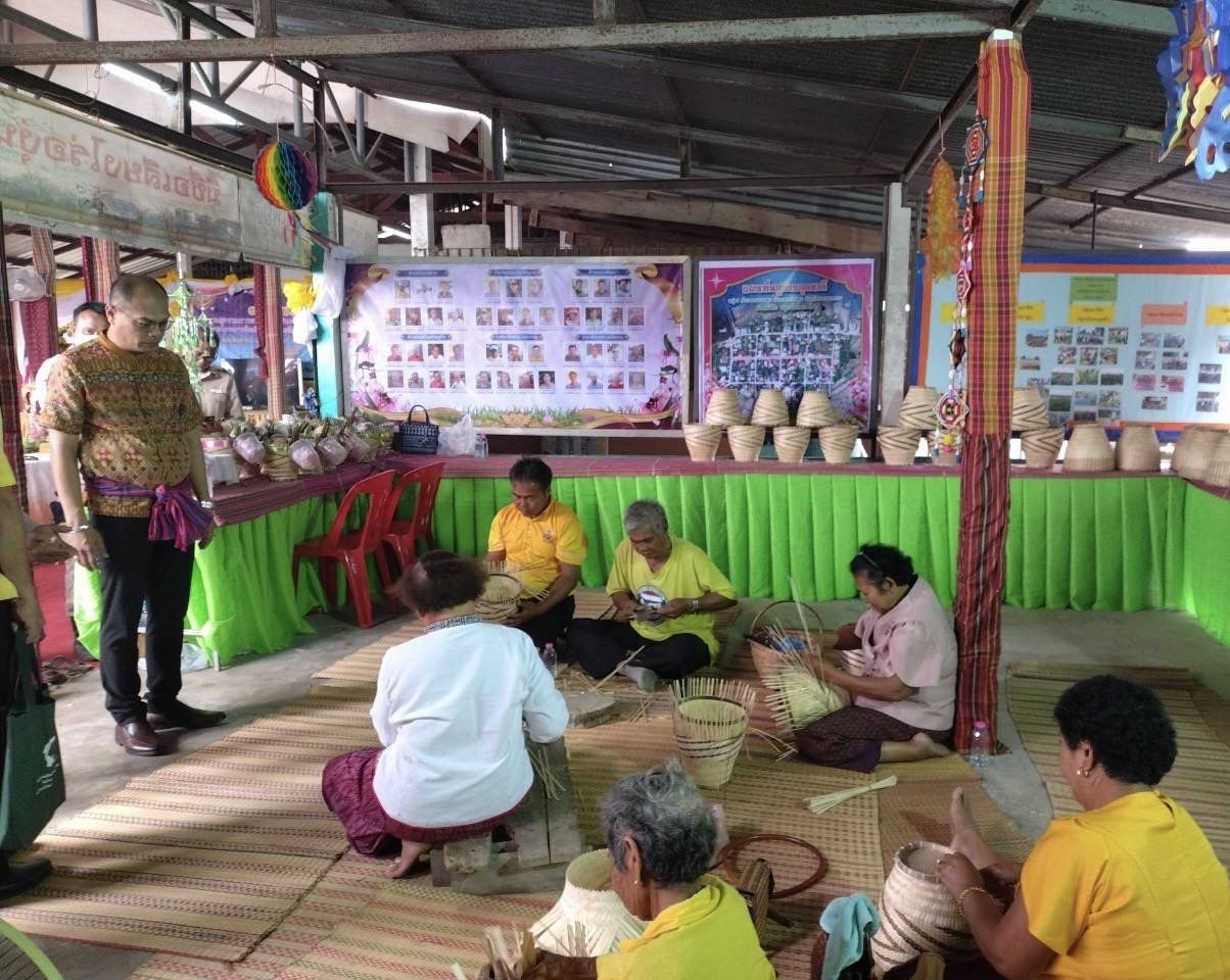 พช.มหาสารคาม ร่วมตรวจประเมินผลงาน และตัดสินโครงการคัดเลือกหมู่บ้านเข้มแข็งตามแนวทาง แผ่นดินธรรมแผ่นดินทอง “หมู่บ้านอยู่เย็น เป็นสุข” ประจำปีงบประมาณ พ.ศ. 2567