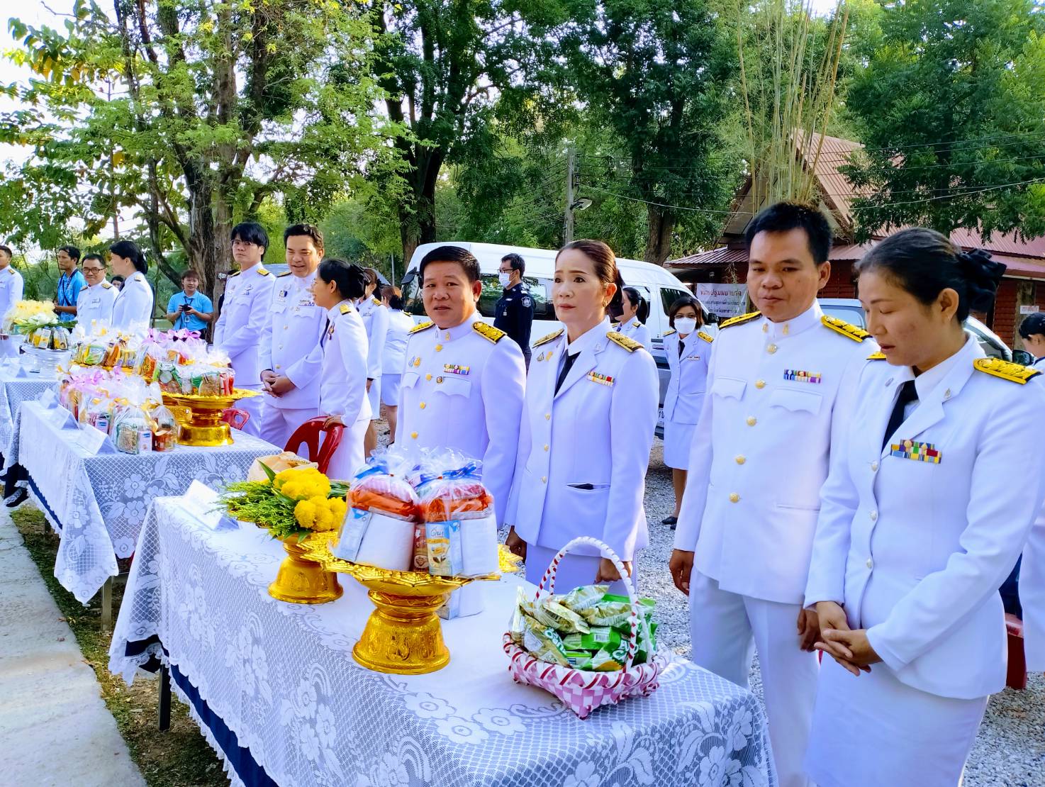 พช.มหาสารคาม ร่วมพิธีทำบุญตักบาตรถวายพระราชกุศล เนื่องในโอกาสวันคล้ายวันประสูติ สมเด็จพระเจ้าลูกยาเธอ เจ้าฟ้าทีปังกรรัศมีโชติฯ