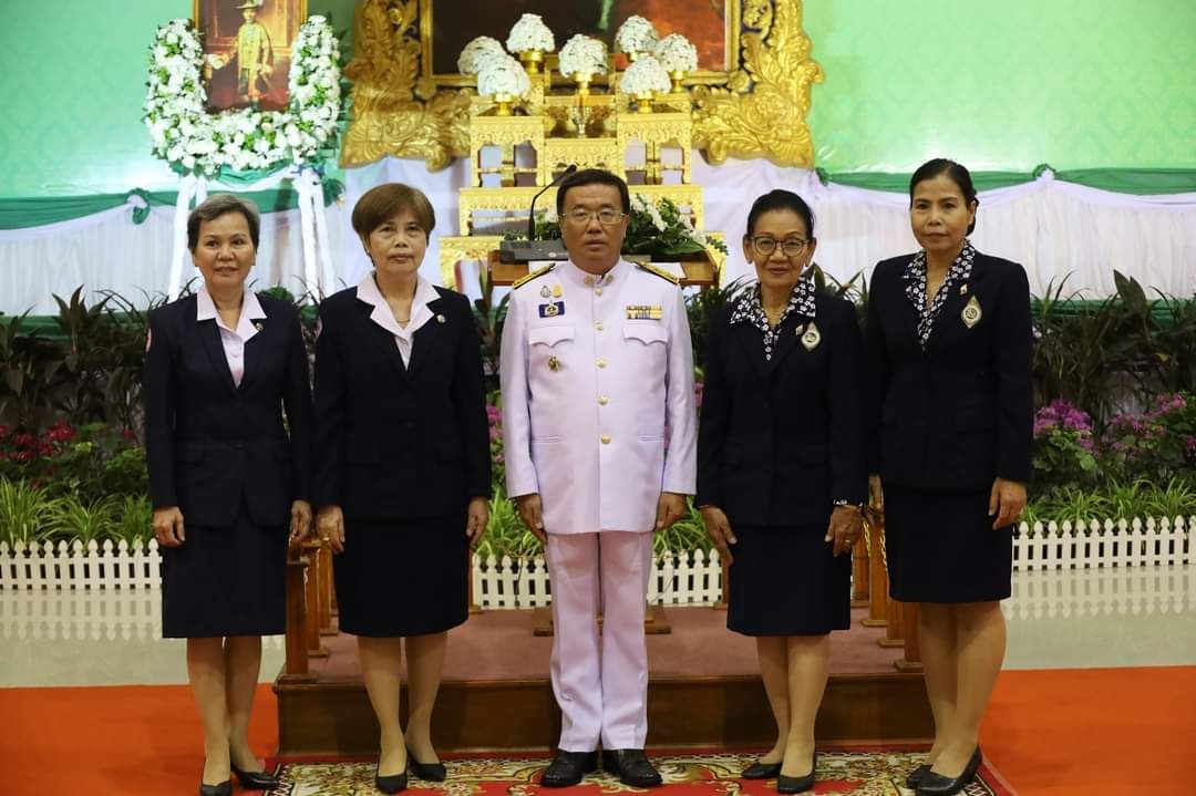 พช.มหาสารคาม ร่วมพิธีวางพวงมาลา วันที่ระลึก “พระบาทสมเด็จพระปกเกล้าเจ้าอยู่หัว”