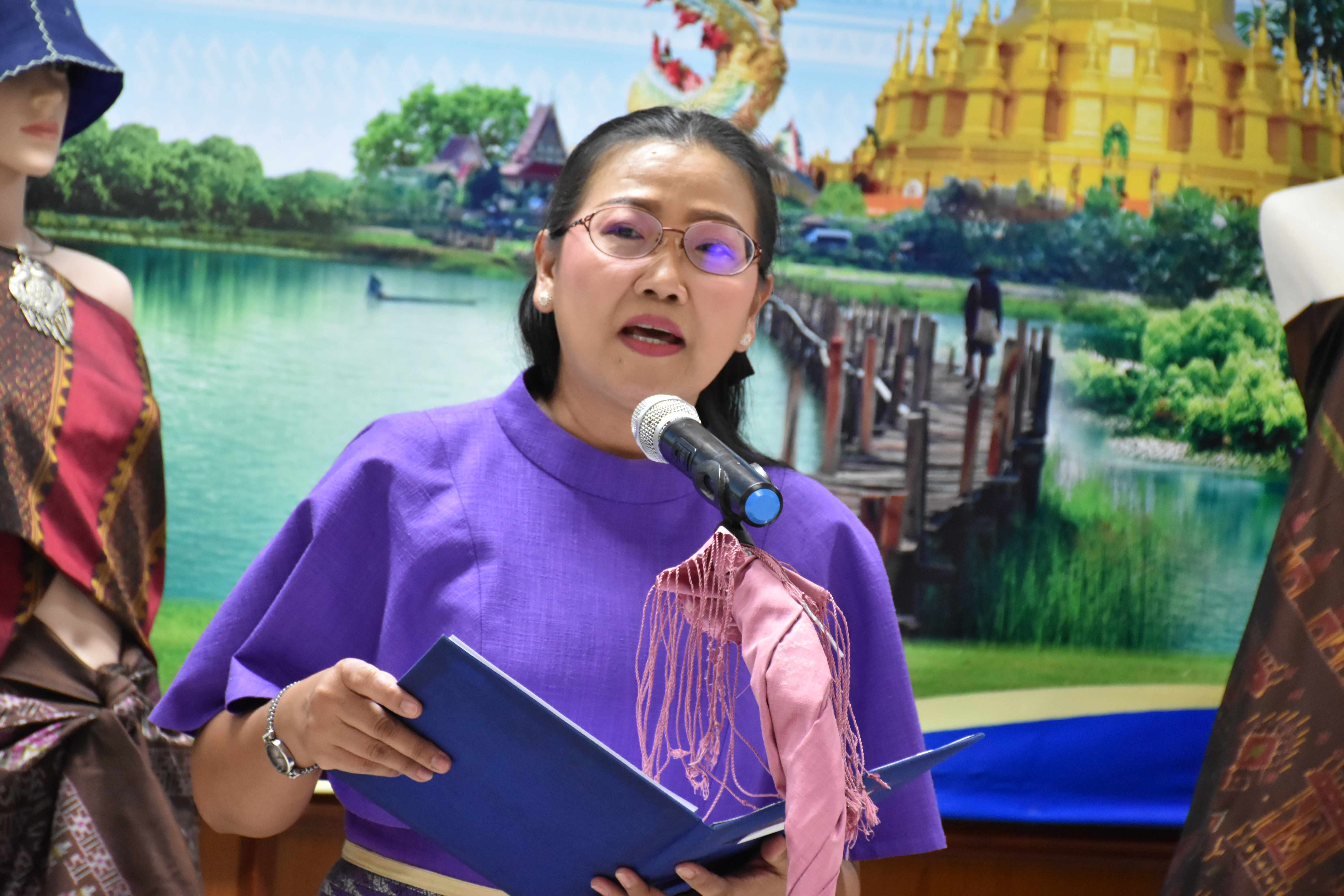 จังหวัดมหาสารคามจัดการประกวดสุดยอดผ้าจังหวัดมหาสารคาม ประจำปี 2567